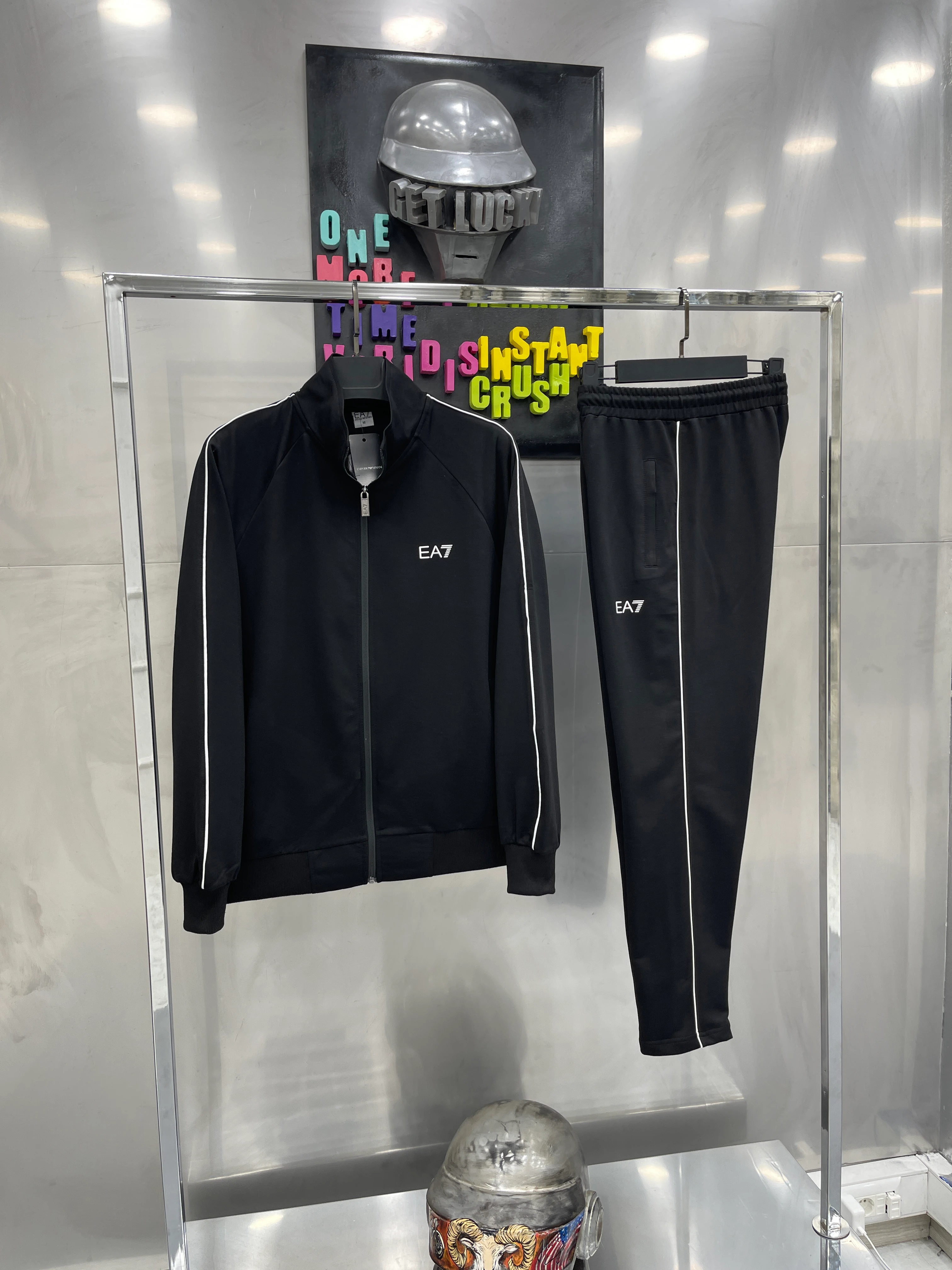 EA7 İthal Siyah Klasik Eşofman Takımı