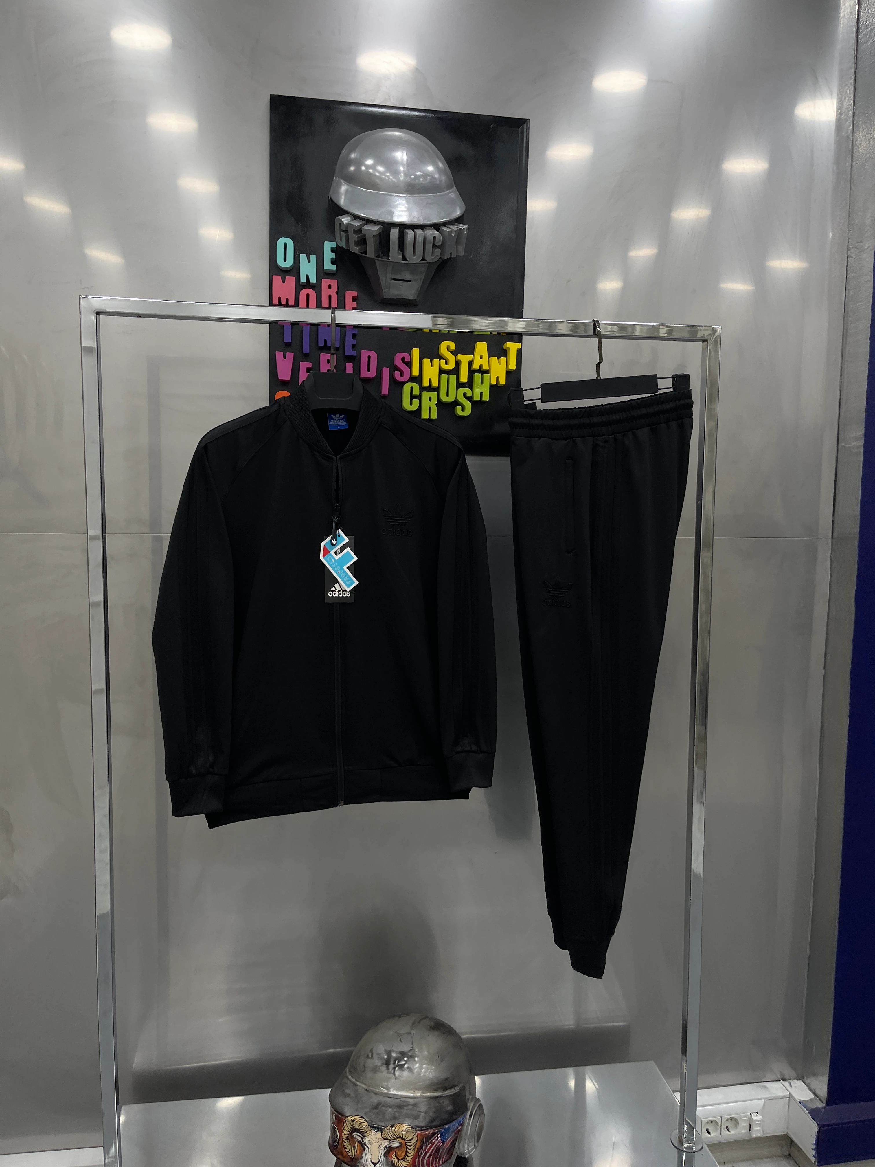 ADİDS İthal Klasik Siyah Eşofman Takımı