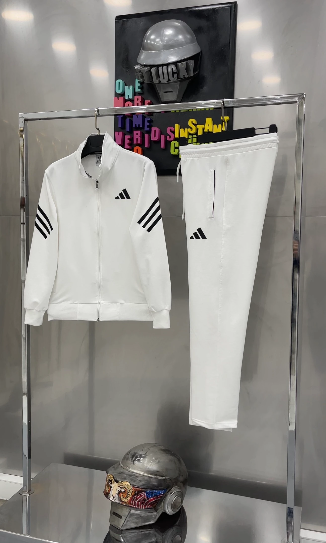 ADİDS İthal Beyaz Klasik Eşofman Takımı