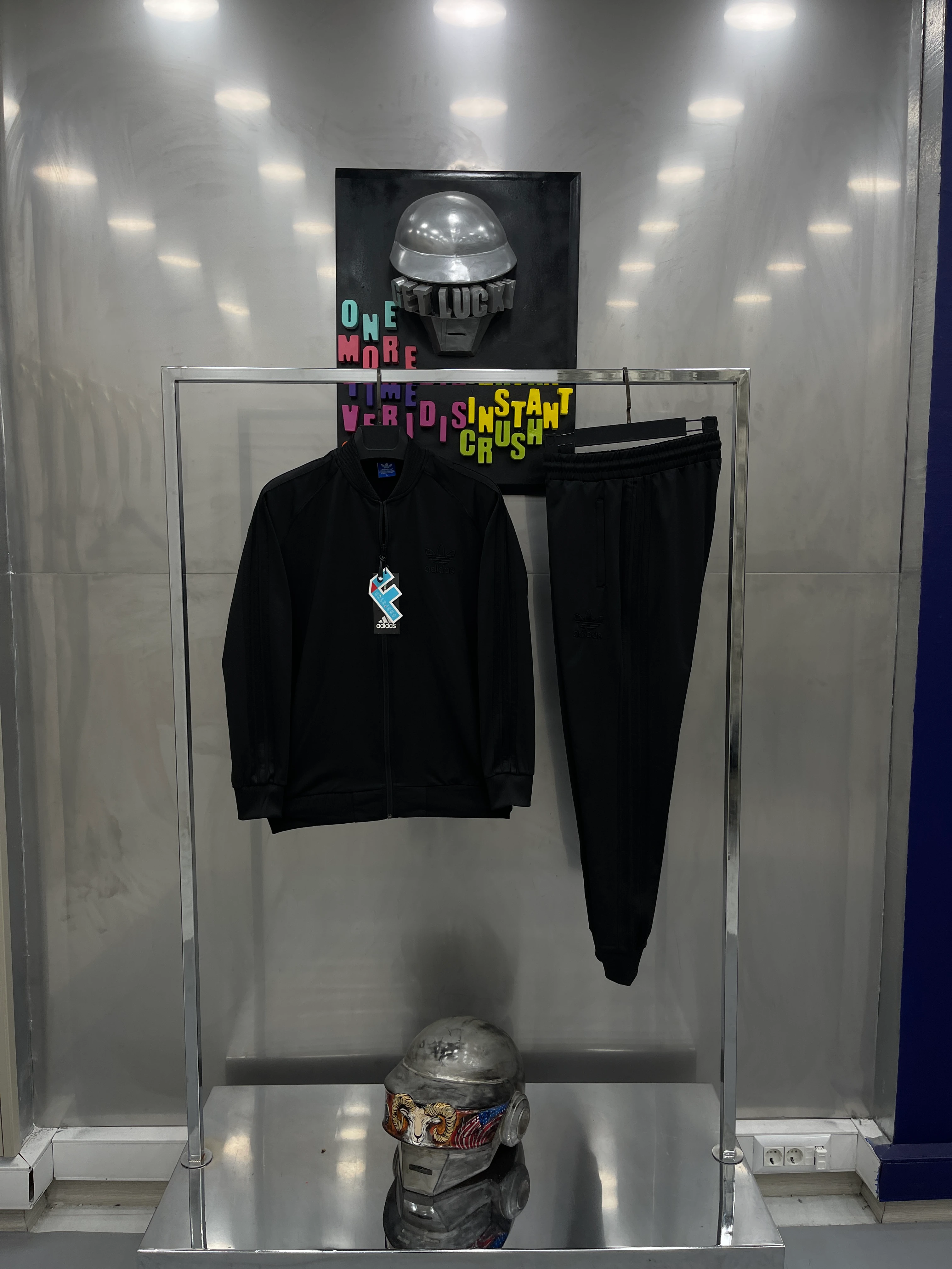 ADİDS İthal Klasik Siyah Eşofman Takımı