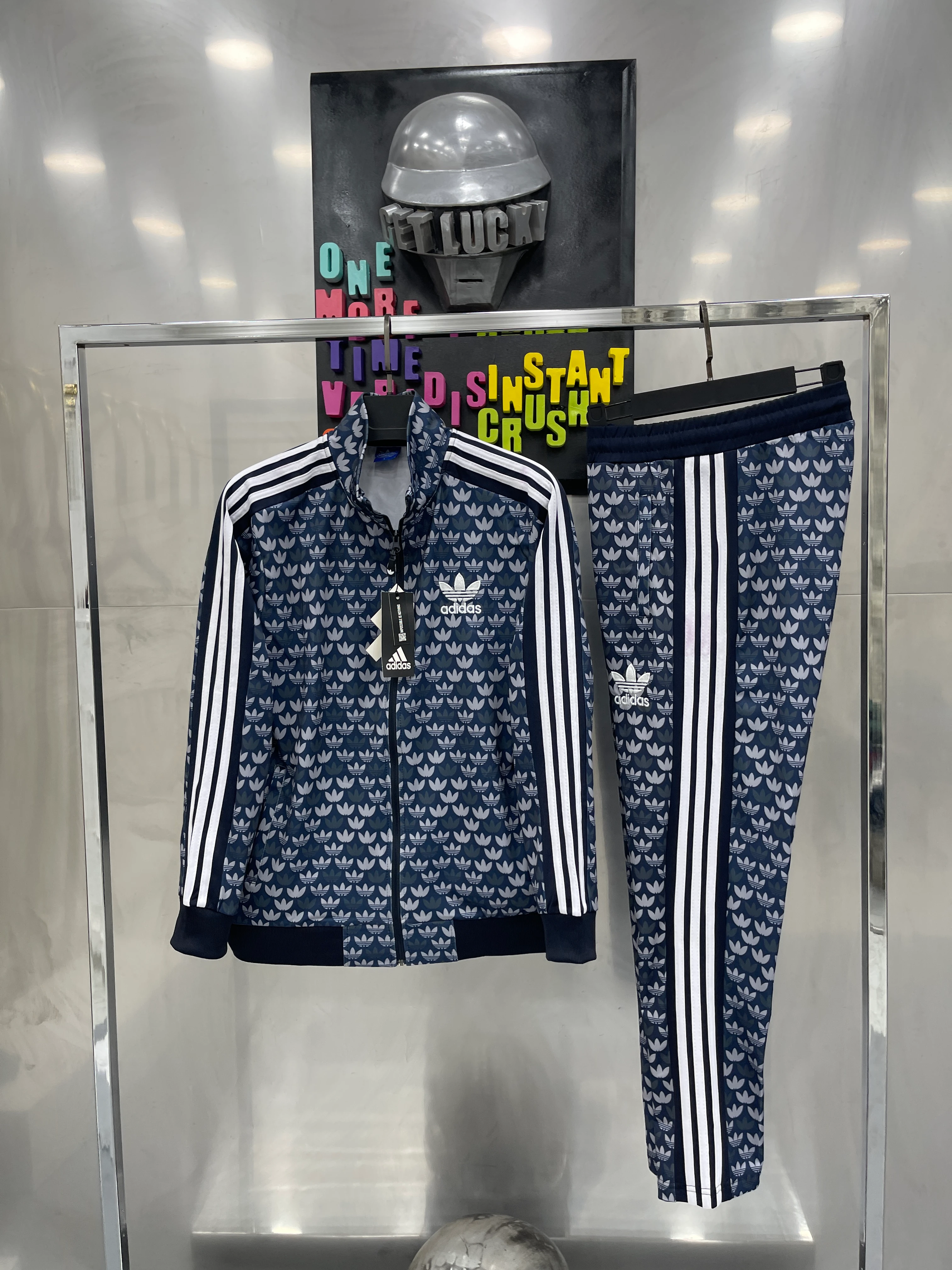 ADİDS İthal Mavi-Siyah-Beyaz Logo İşlemeli Eşofman Takımı