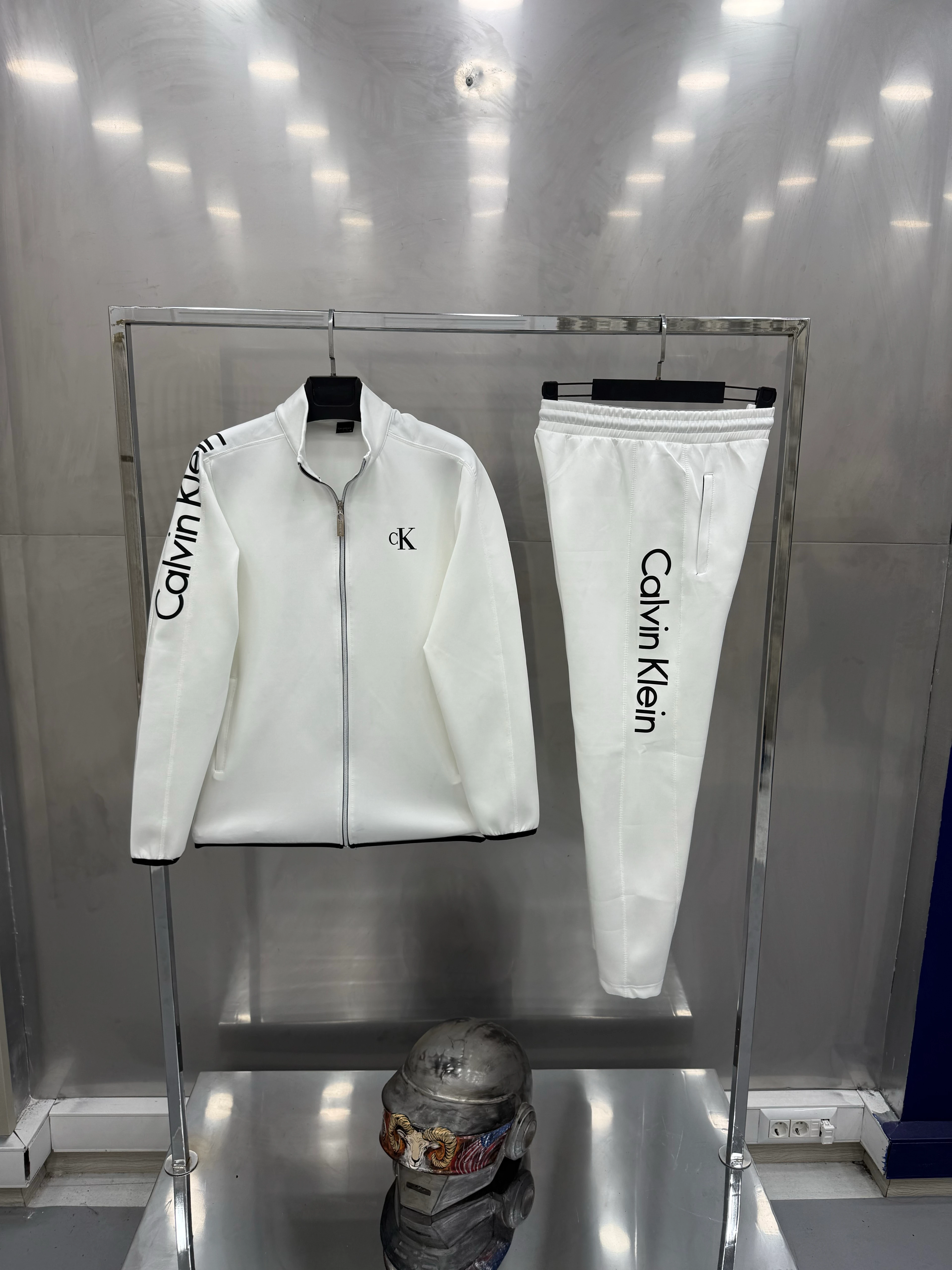 CK İthal Takım Beyaz