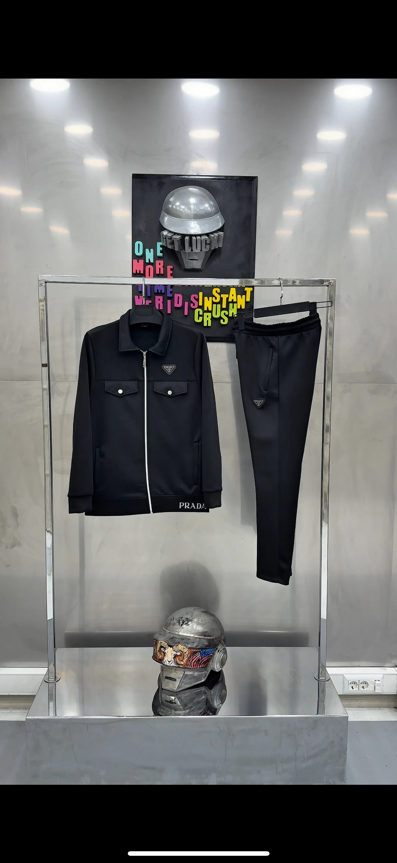 Prad Cep Detaylı İthal Takım Siyah 