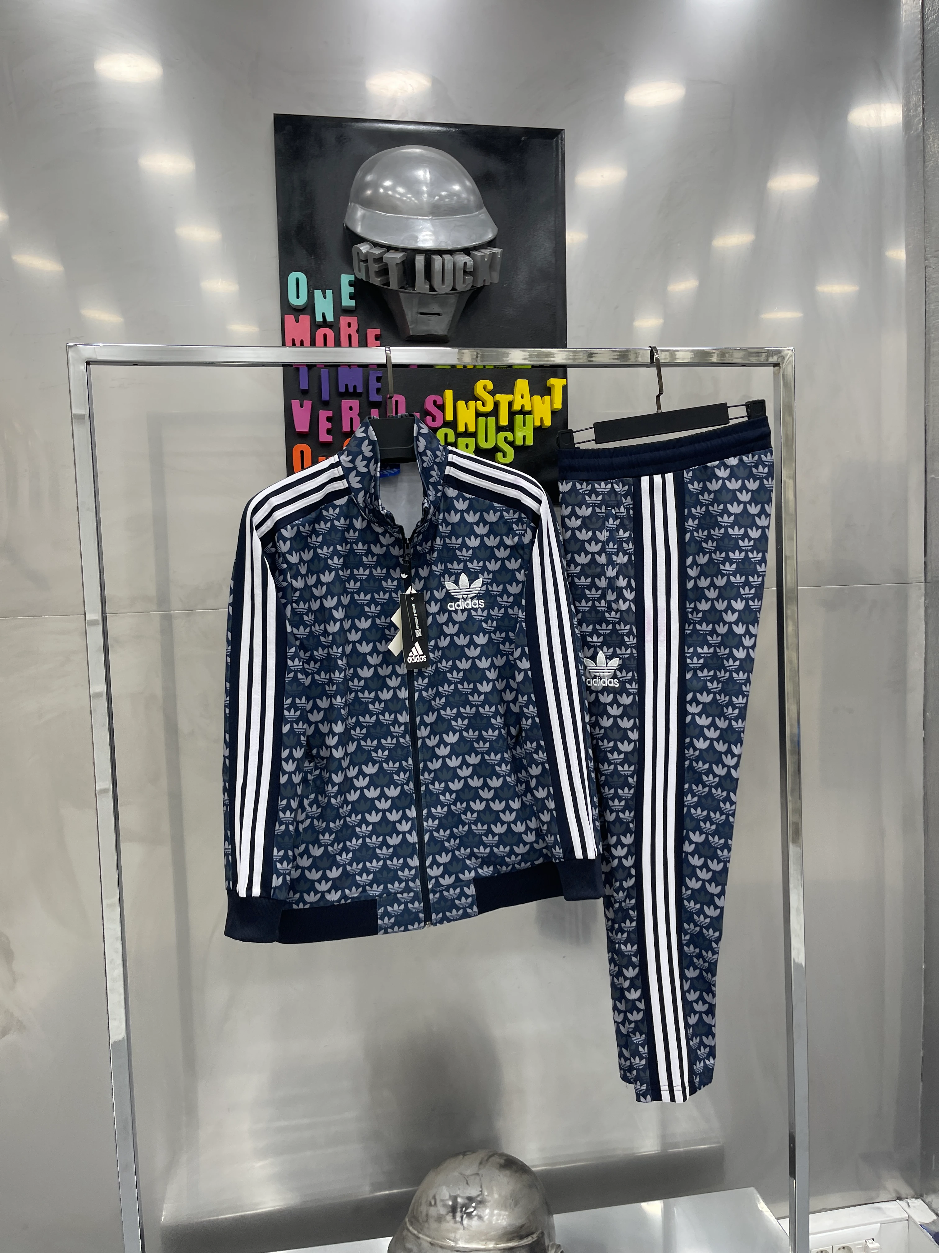 ADİDS İthal Mavi-Siyah-Beyaz Logo İşlemeli Eşofman Takımı