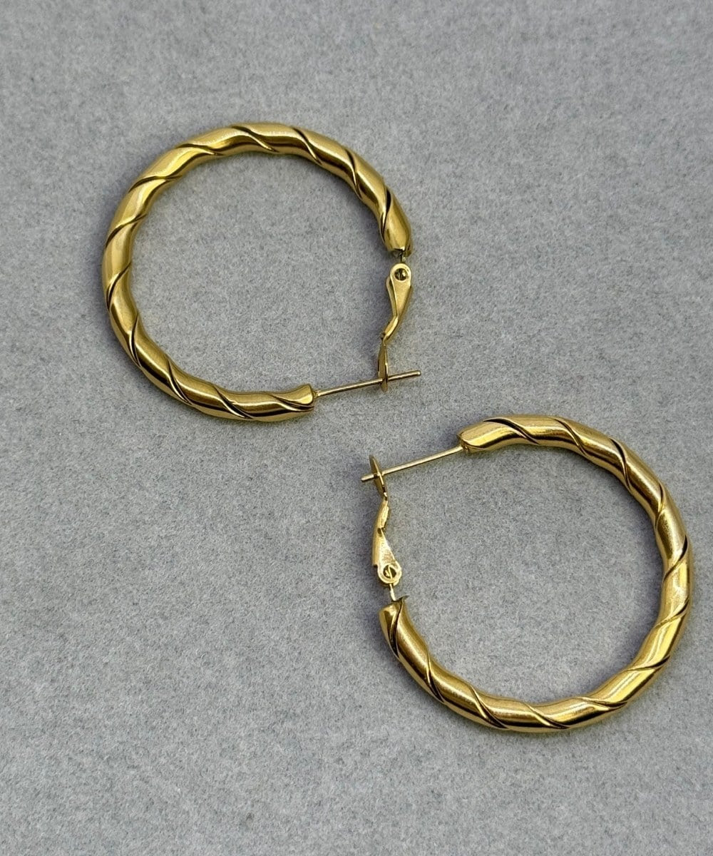 Çelik Çizgili Halka Küpe