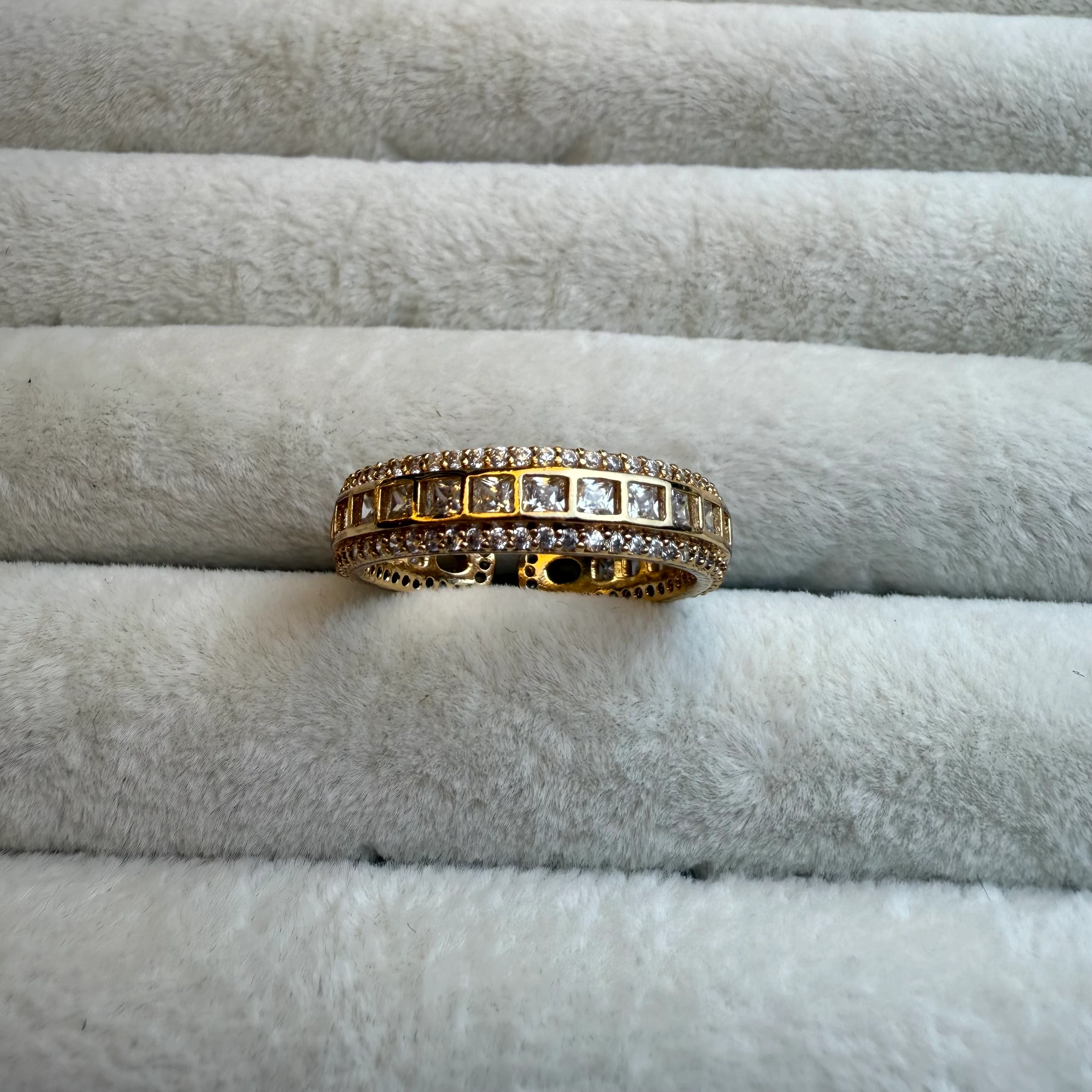 Çelik Rosegold Taşlı Yüzük 