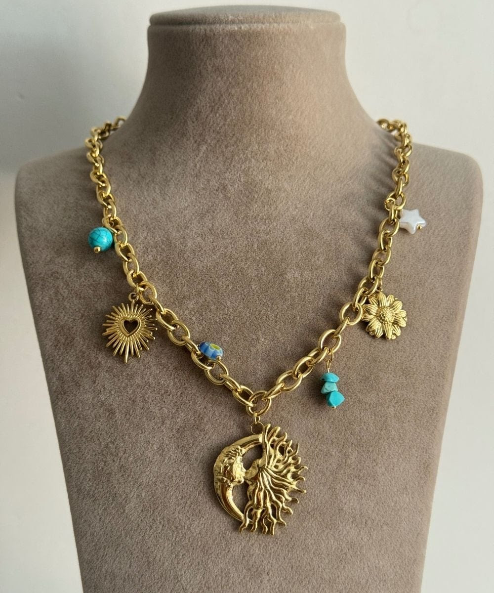 Çelik Sahil Kiss The Sun Charmlı Kolye