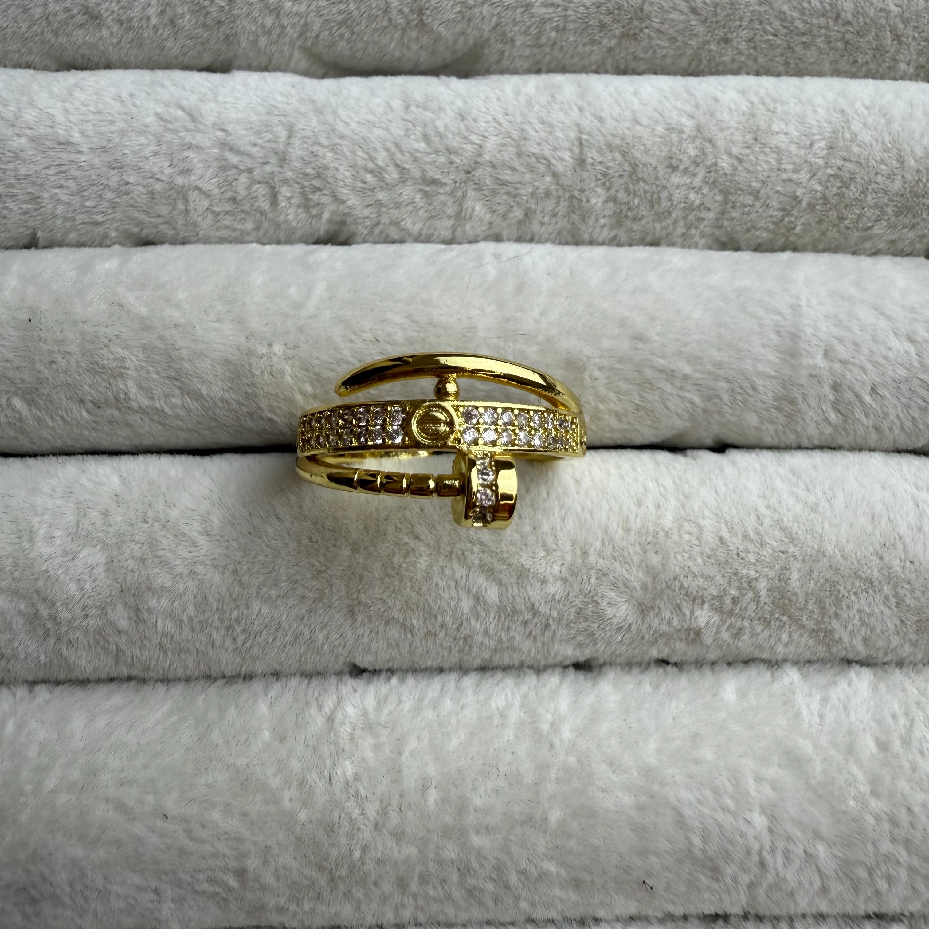 Çelik Taşlı Yüzük 