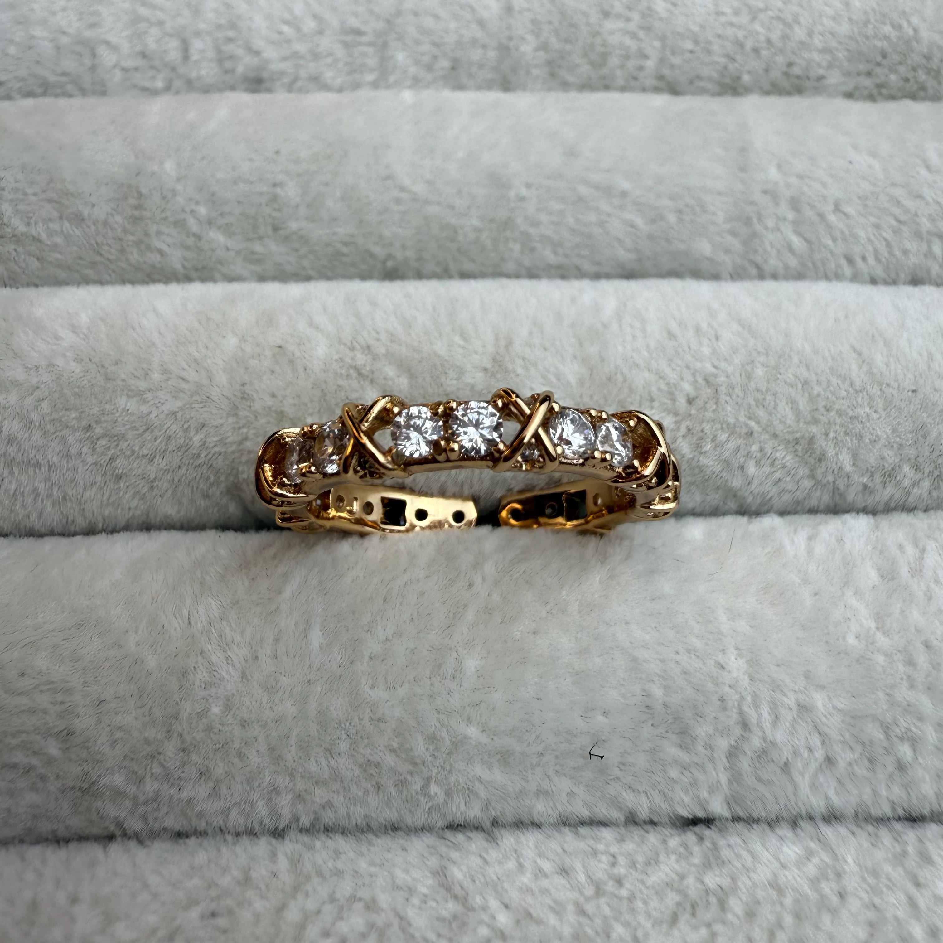 Çelik Rosegold Taşlı Yüzük 