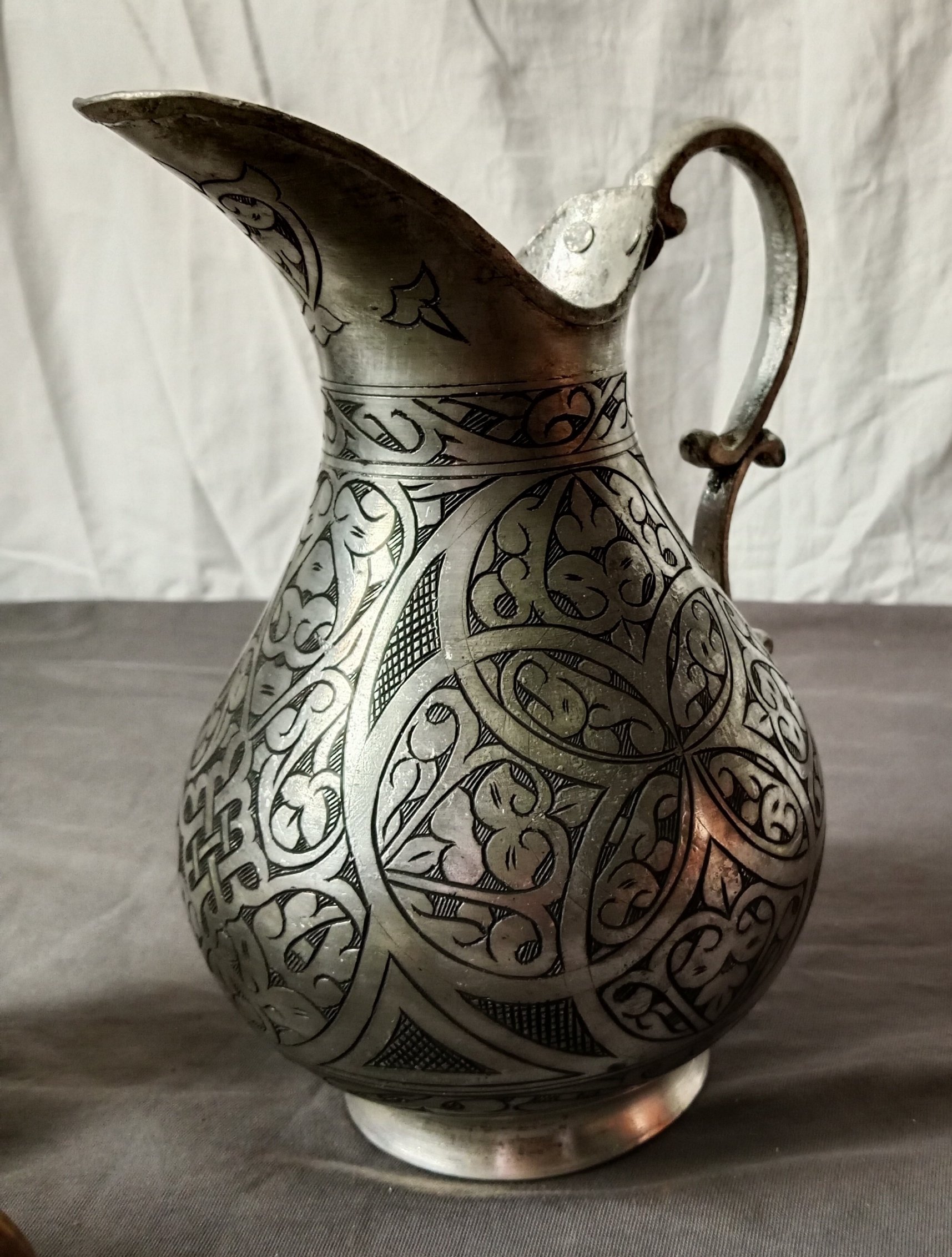 Bakır sürahi takımı