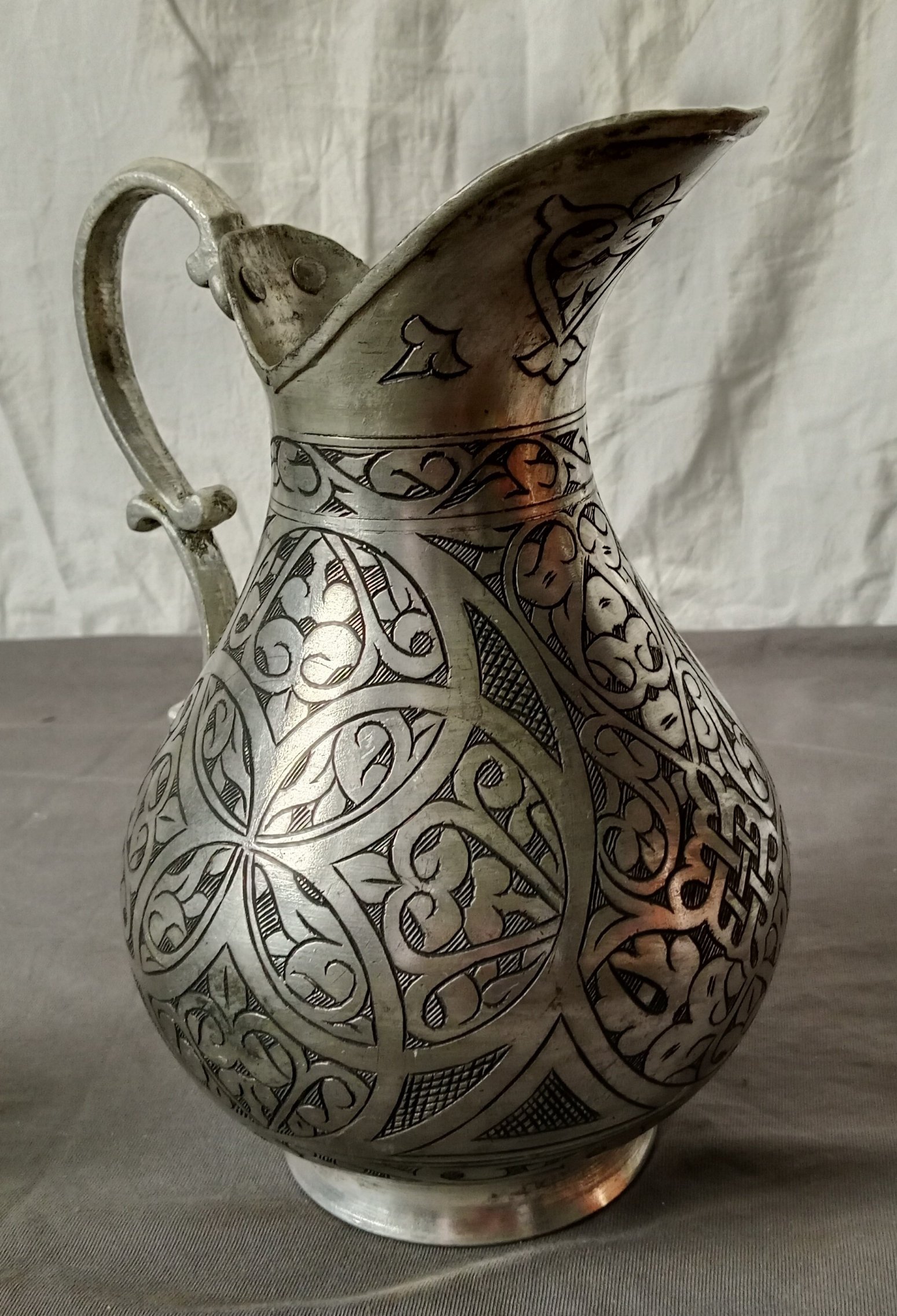 Bakır sürahi takımı