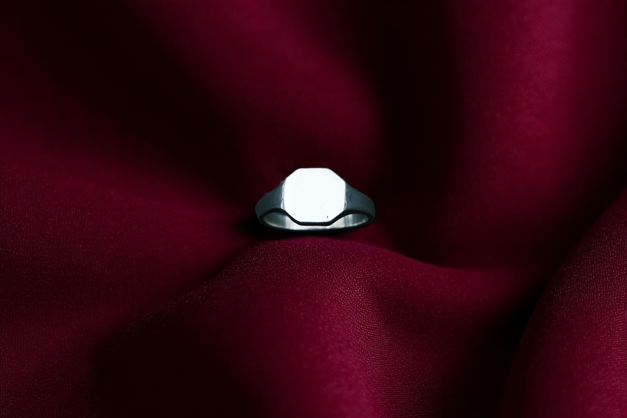 Simple Signet