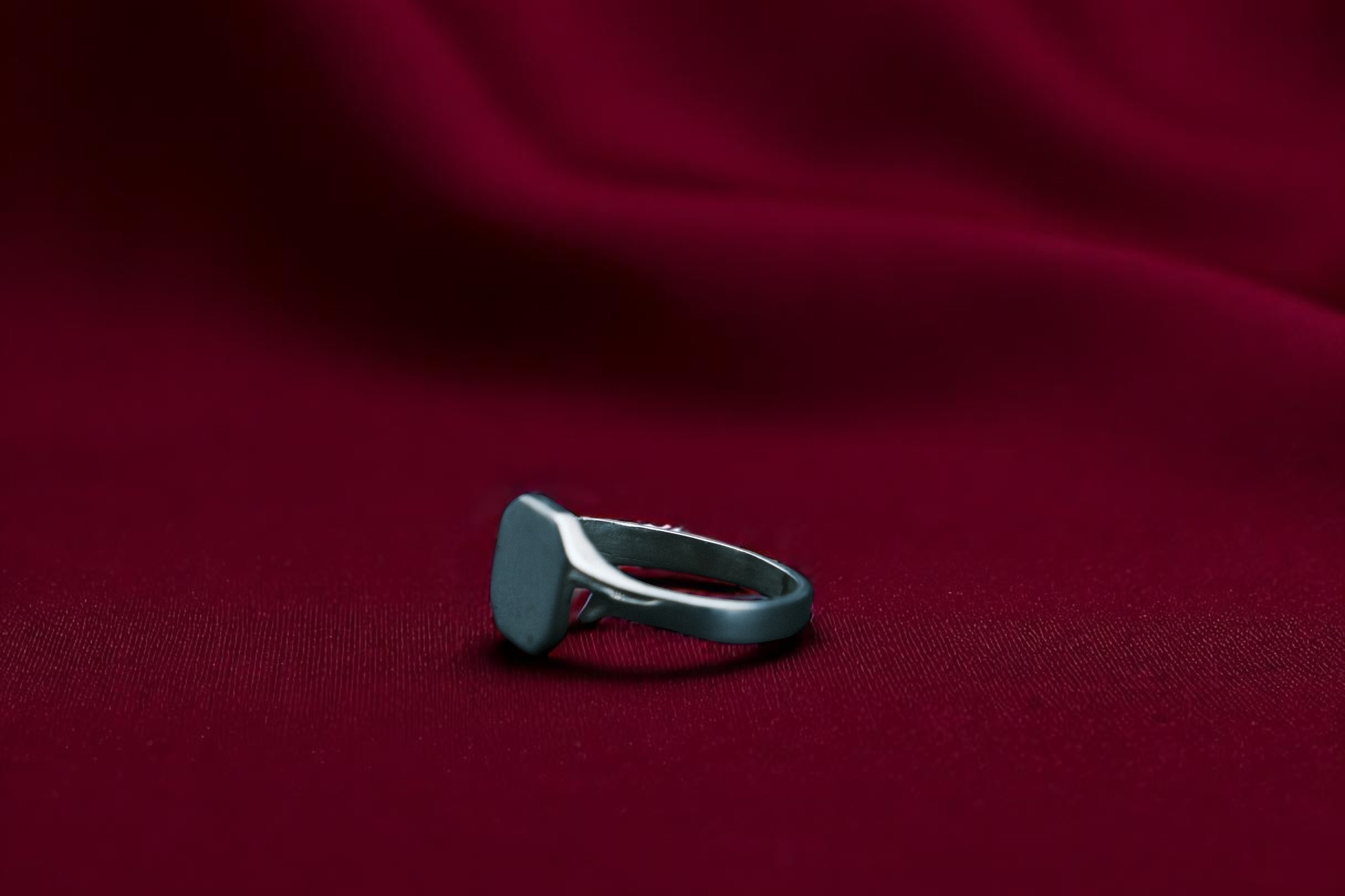 Simple Signet image