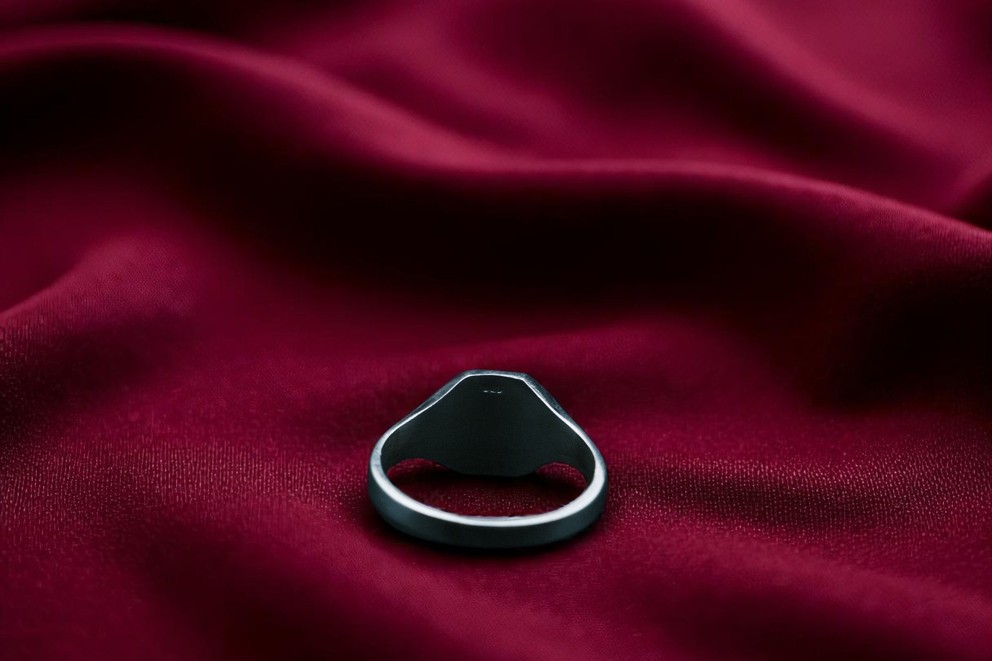 Simple Signet