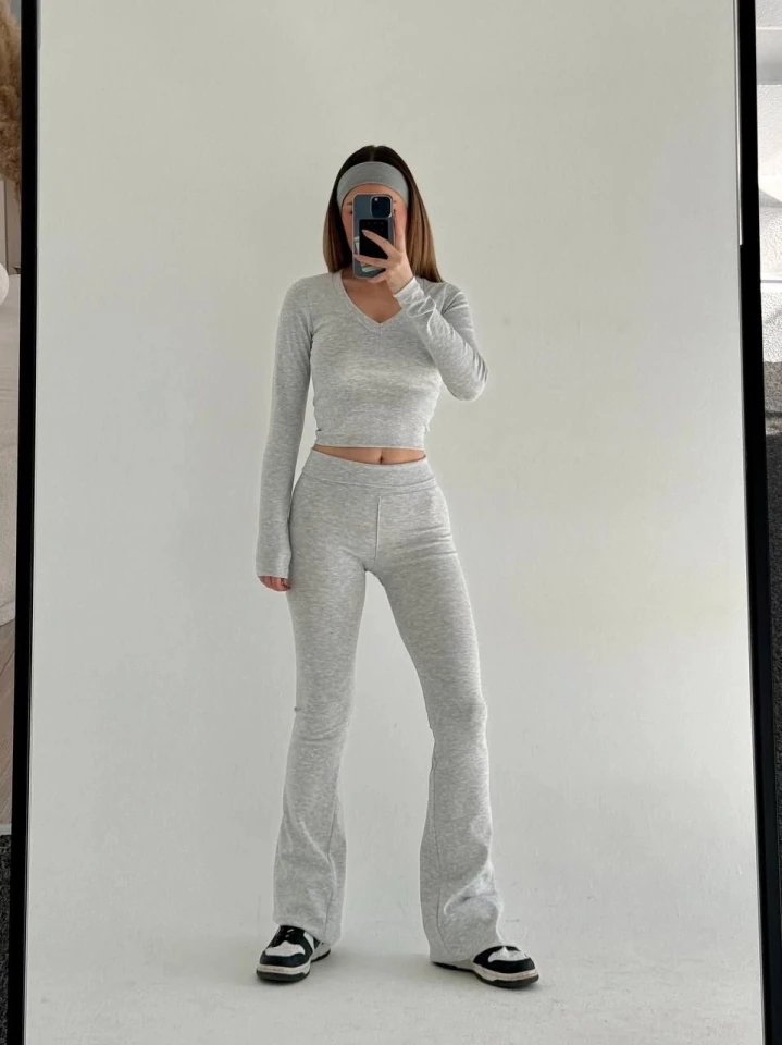 V Yaka Uzun Kollu Bluz İspanyol Paçalı Tayt İkili Takım - Gri