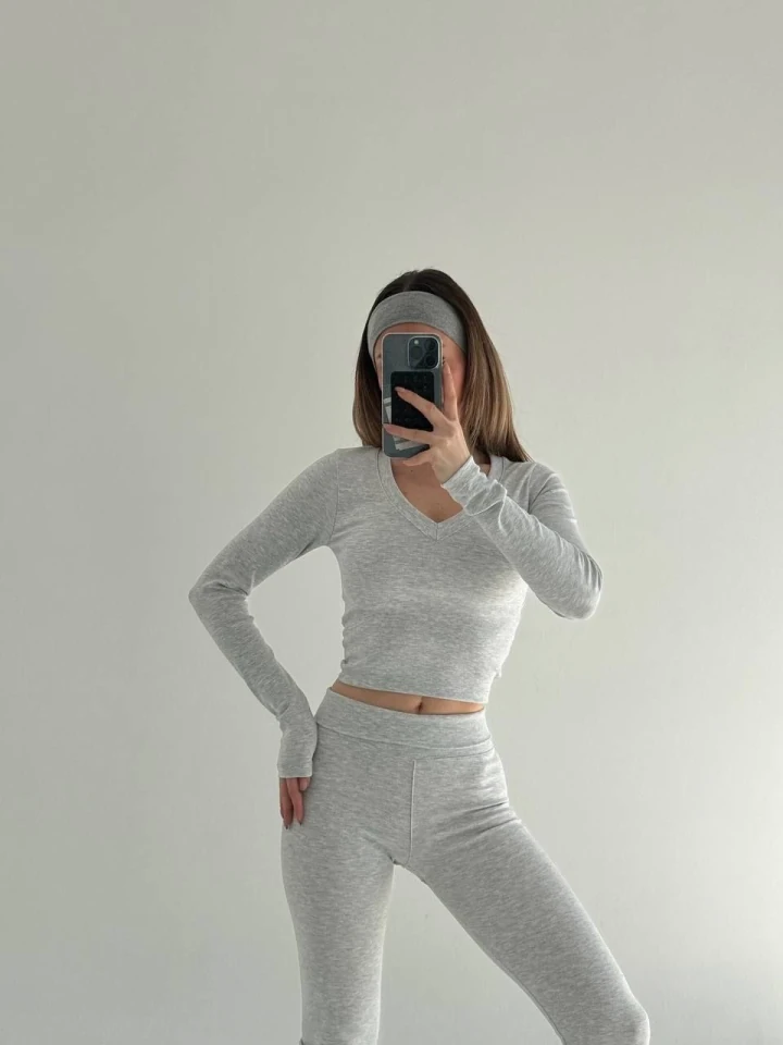 V Yaka Uzun Kollu Bluz İspanyol Paçalı Tayt İkili Takım - Gri