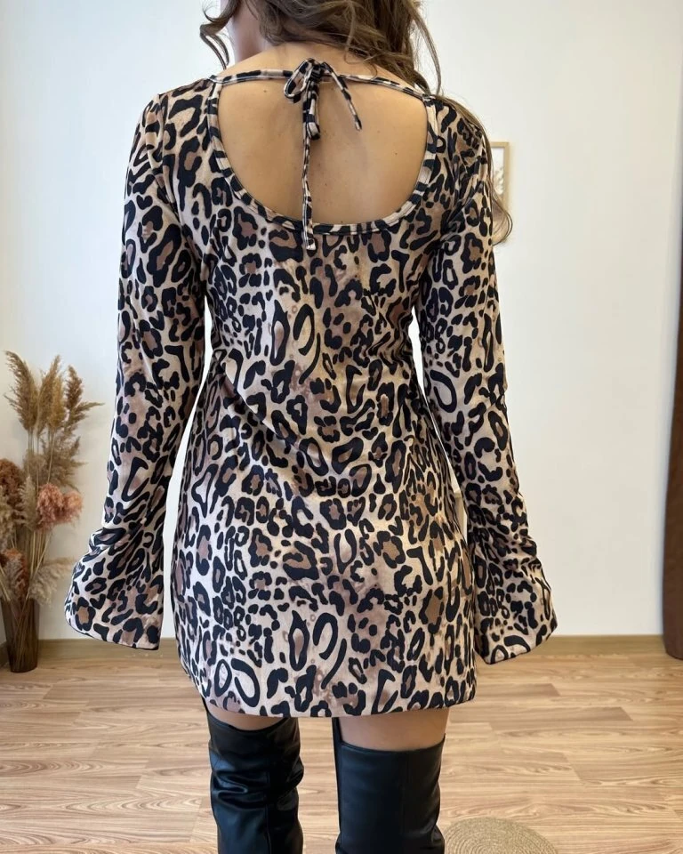 Kadın Uzun Kollu Kayık Yaka Leopar Baskılı Mini Elbise