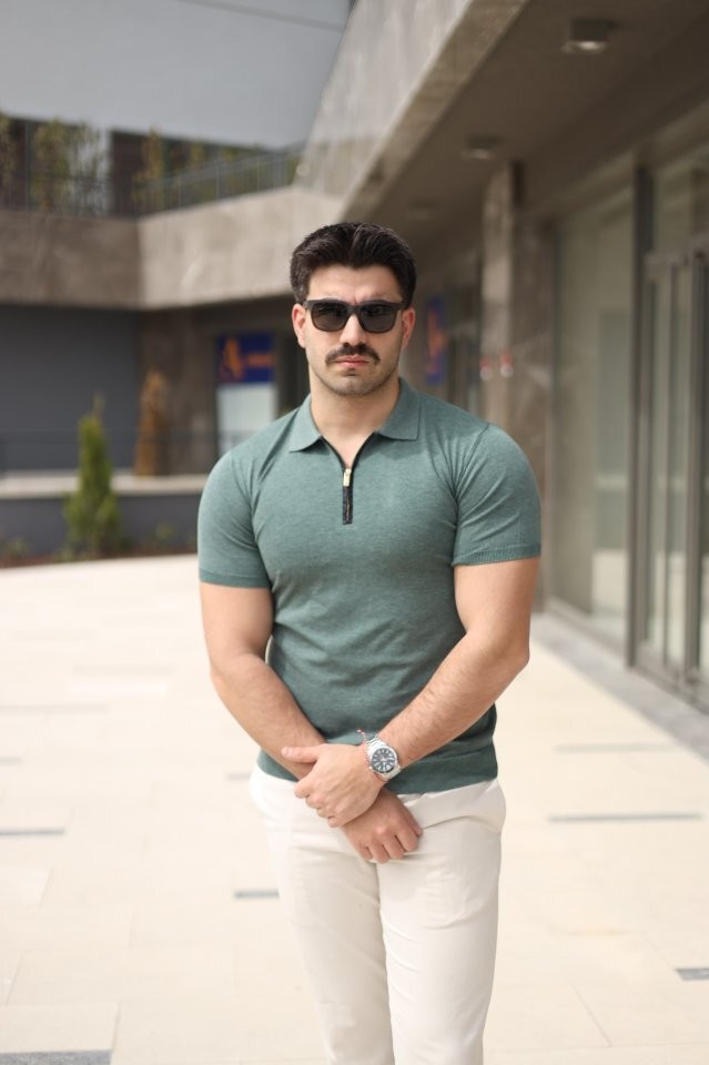 Erkek Polo Yaka Fermuar Detaylı Tişört