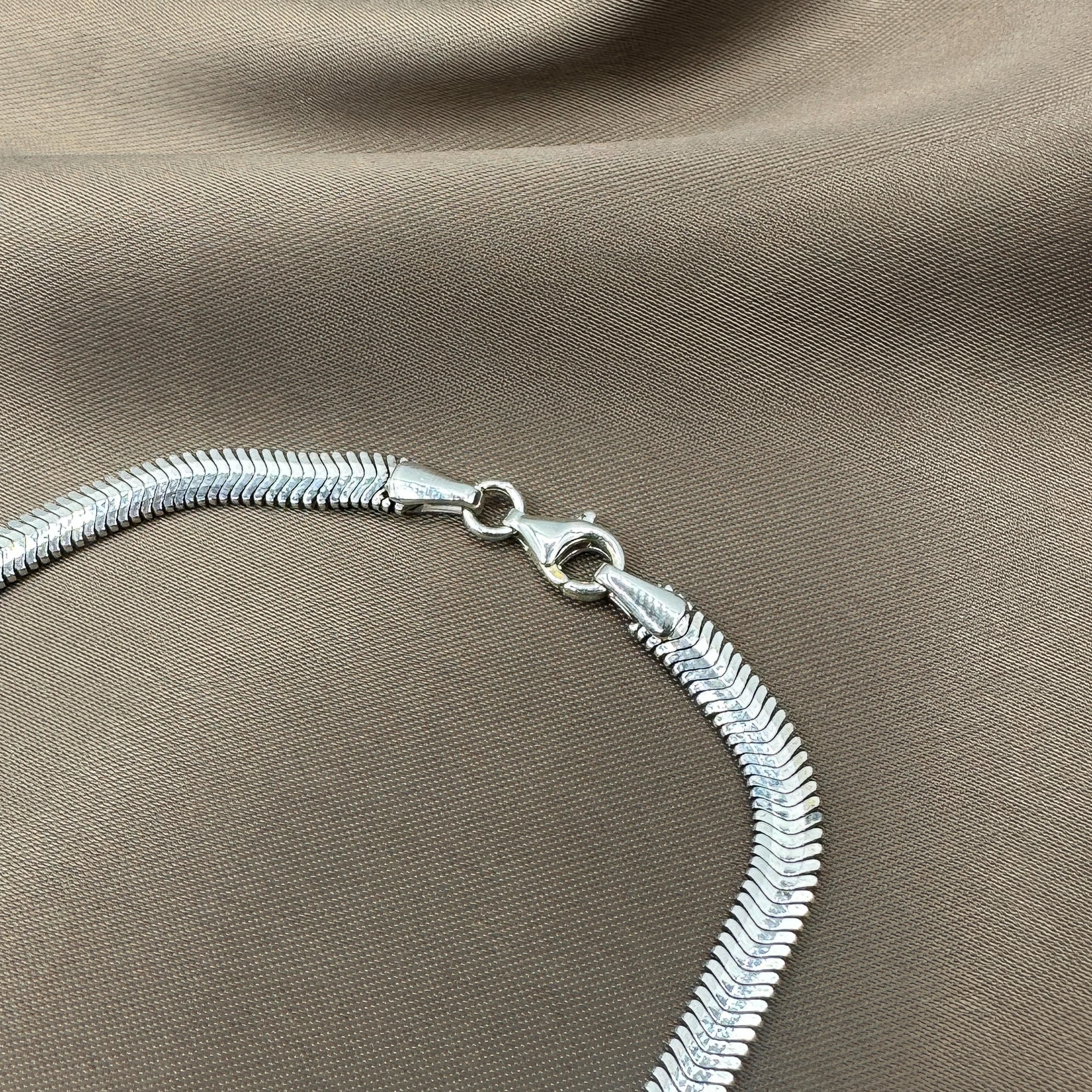 Herringbone 4 mm. Chain - Rhodium