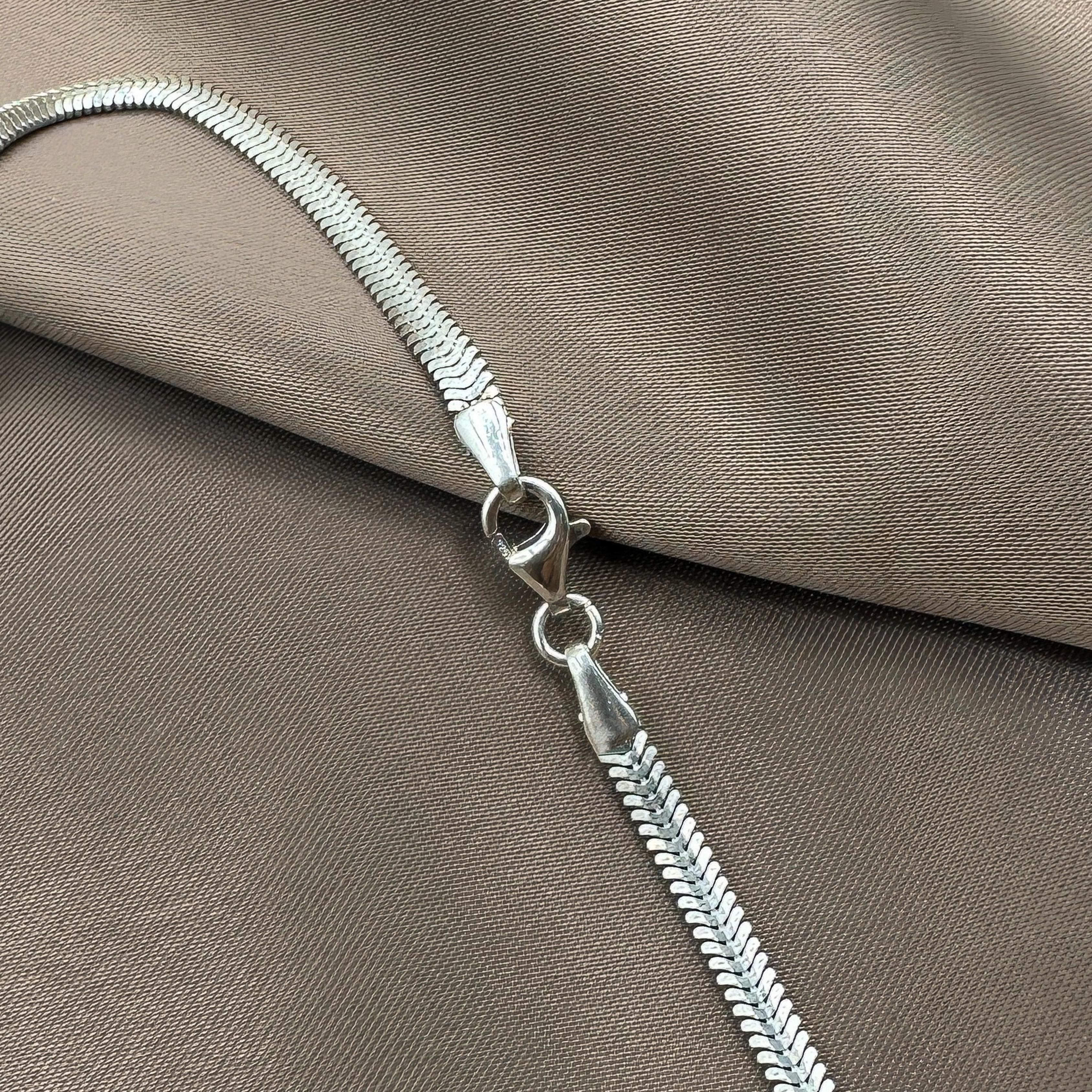 Herringbone 3 mm. Chain - Rhodium