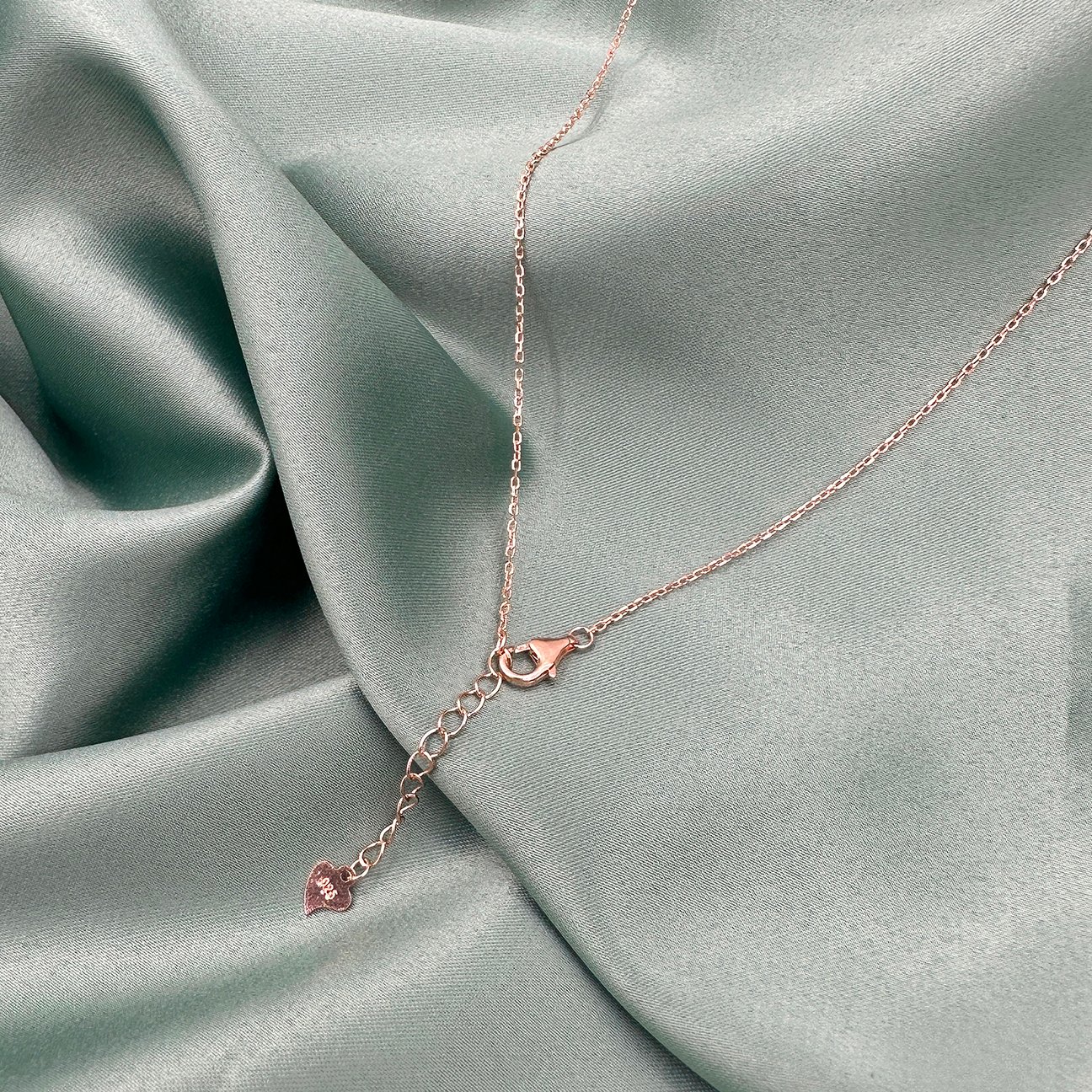 Butterfly Nacre Necklace - Rose Gold