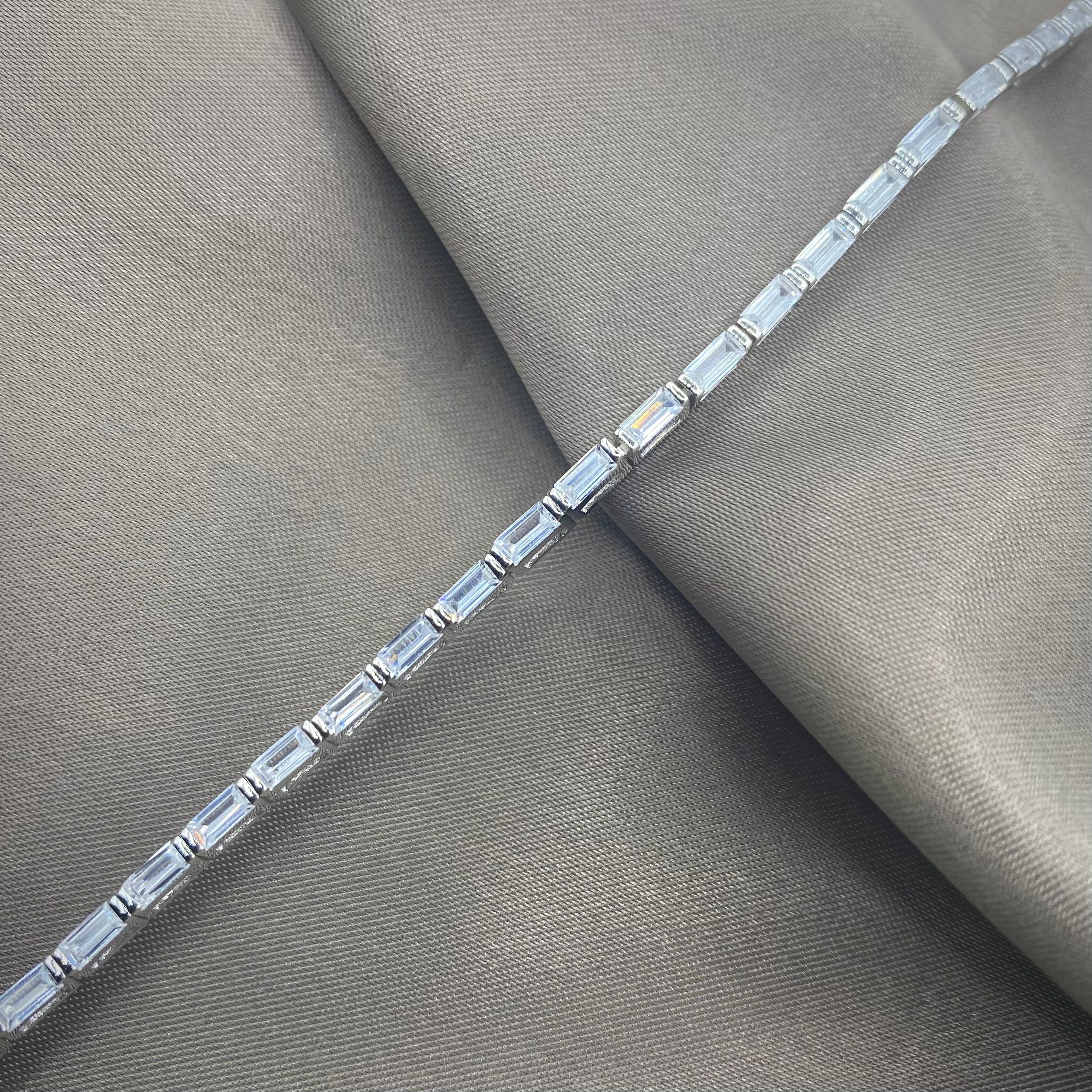 Thin Baguette Waterway Bracelet - Rhodium