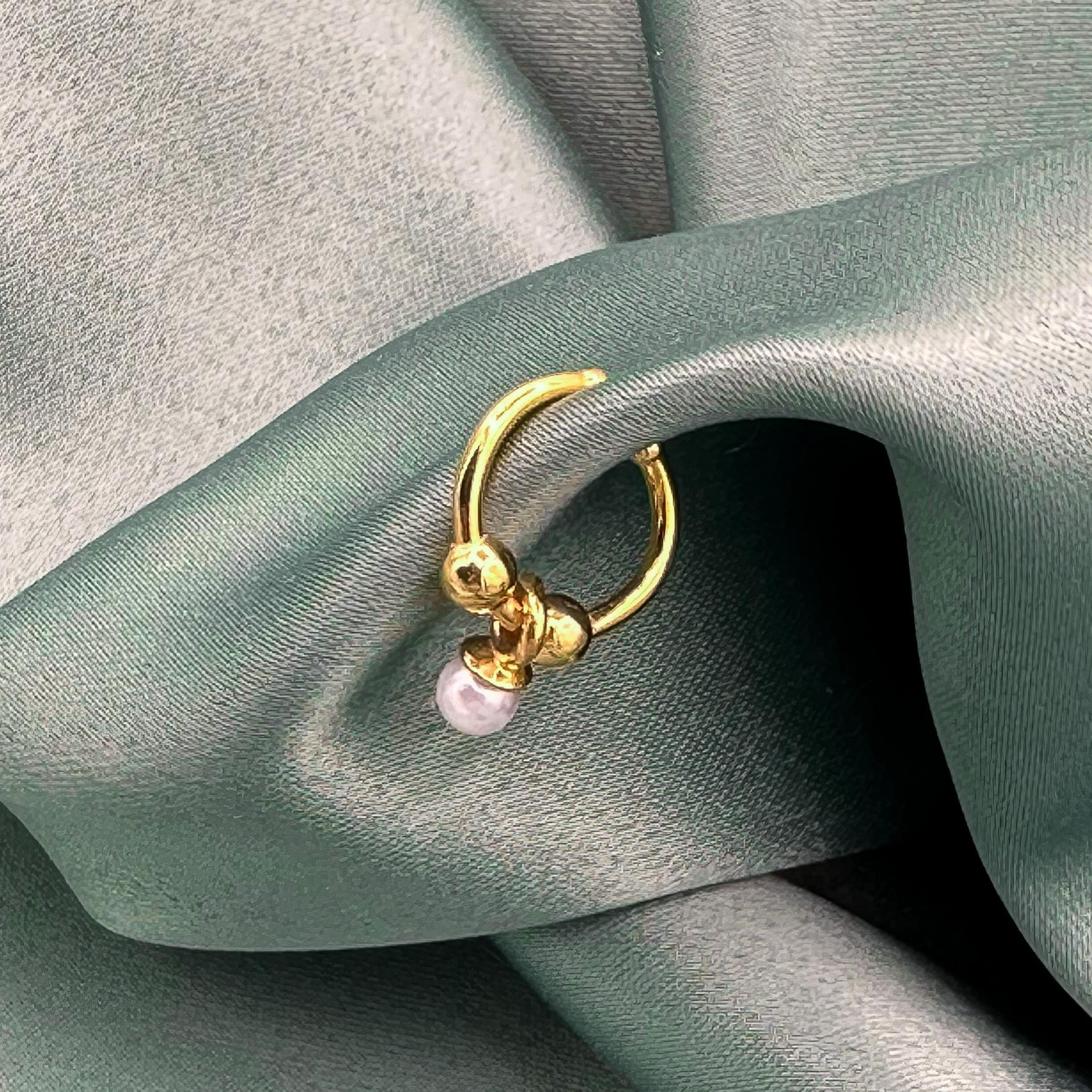 Pearl Ring Cartilage Earring - Gold