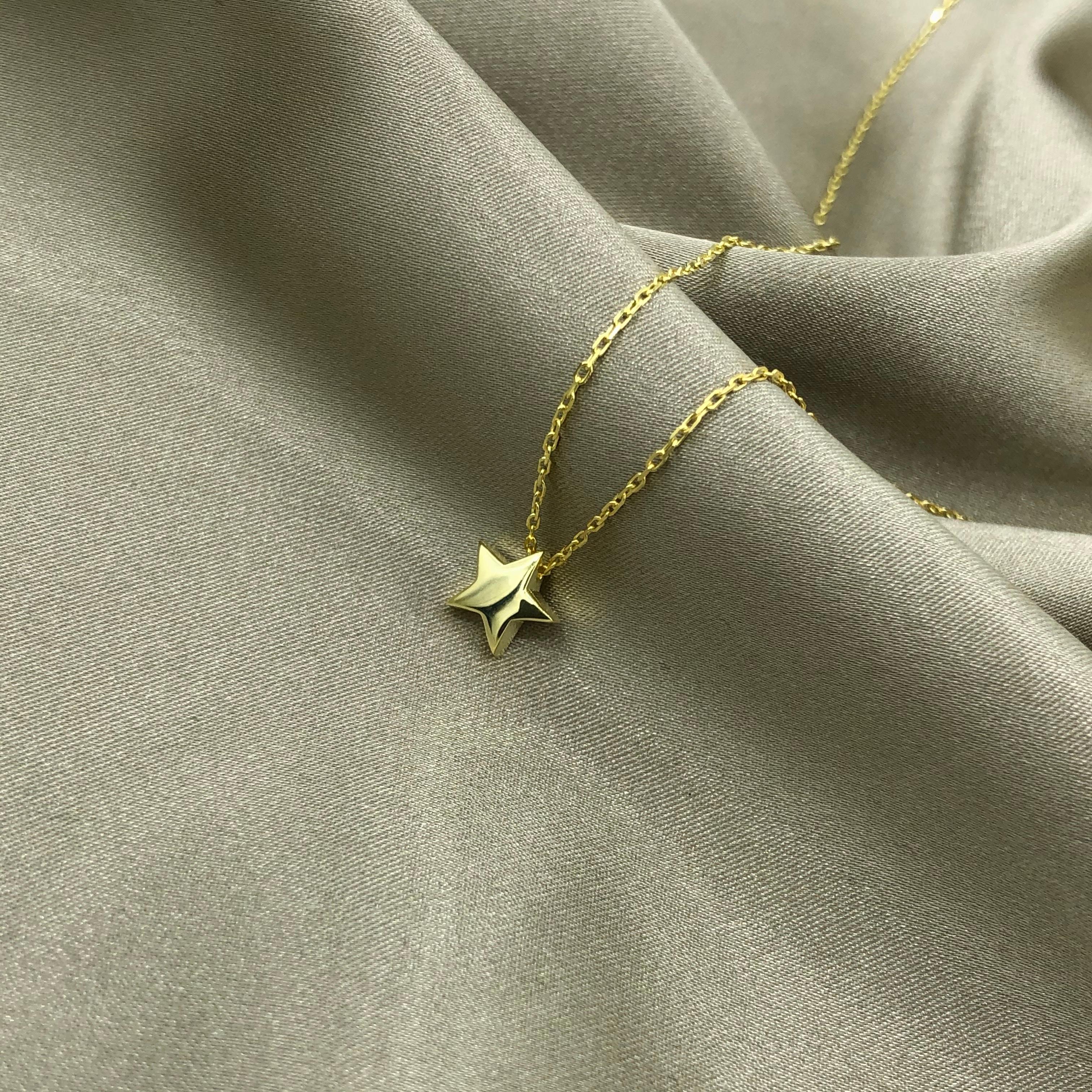 Star Necklace - Gold