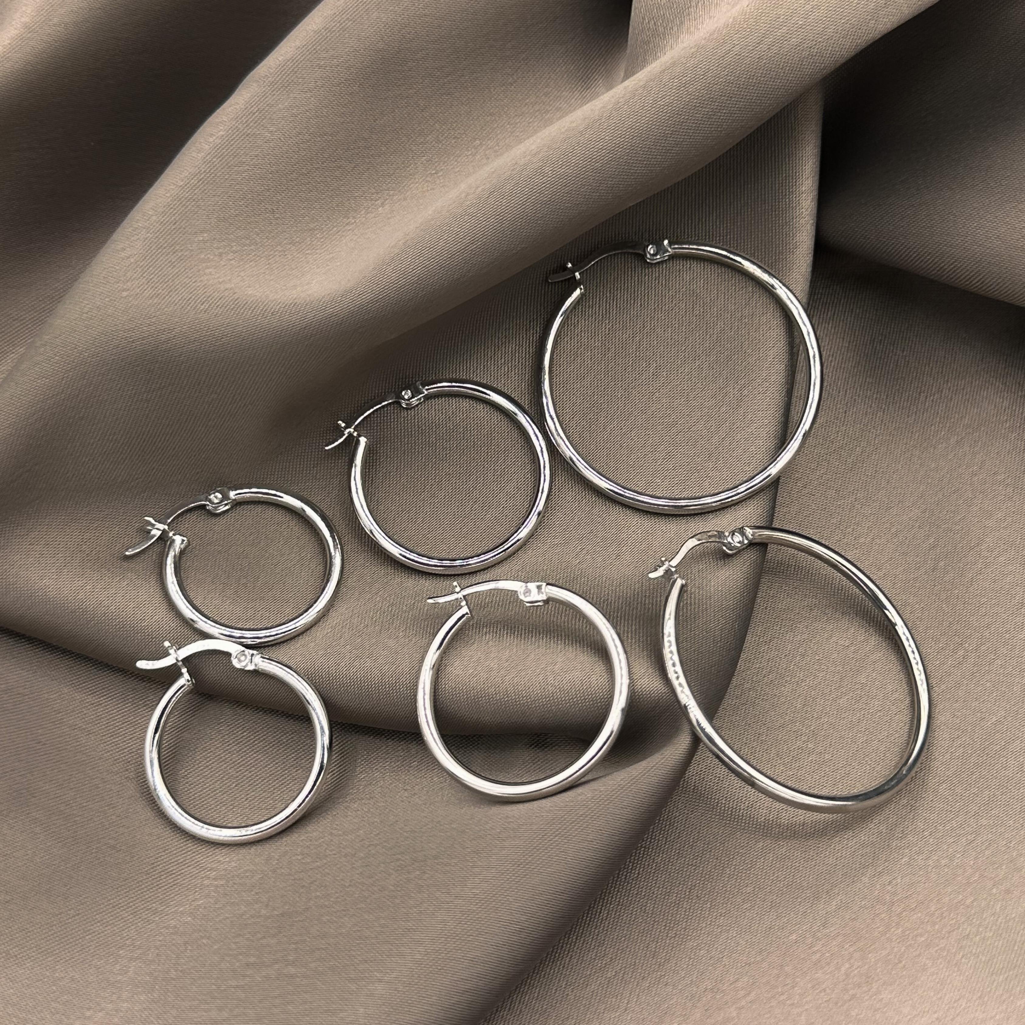 Medium Size Thin Hoop Earrings - Rhodium