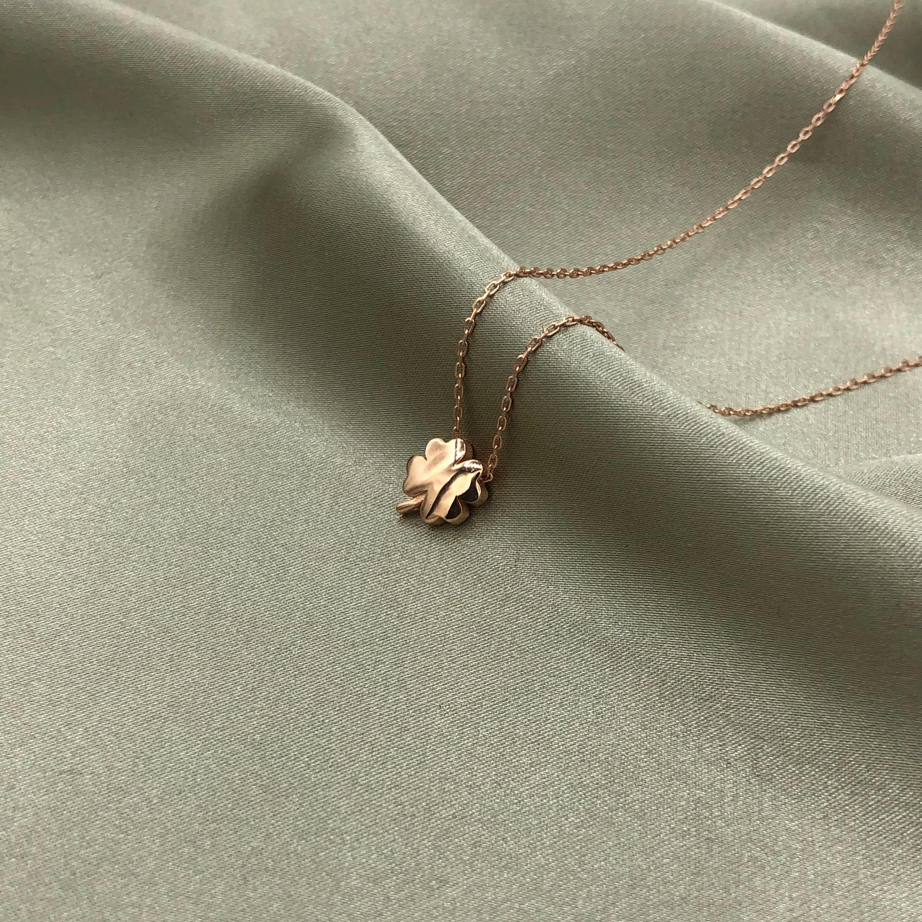 Clover Necklace - Rose Gold