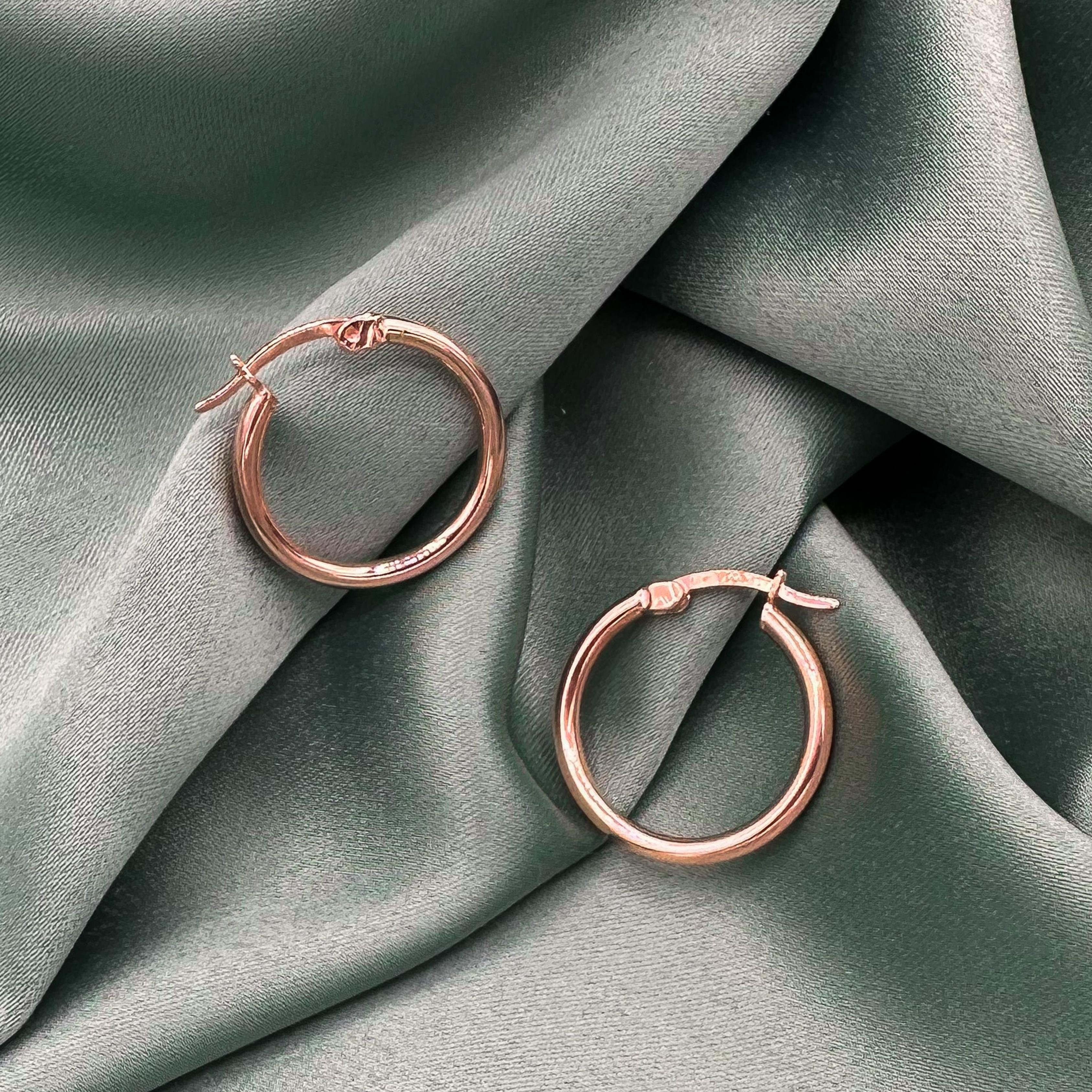 Small Size Thin Hoop Earrings - Rose Gold