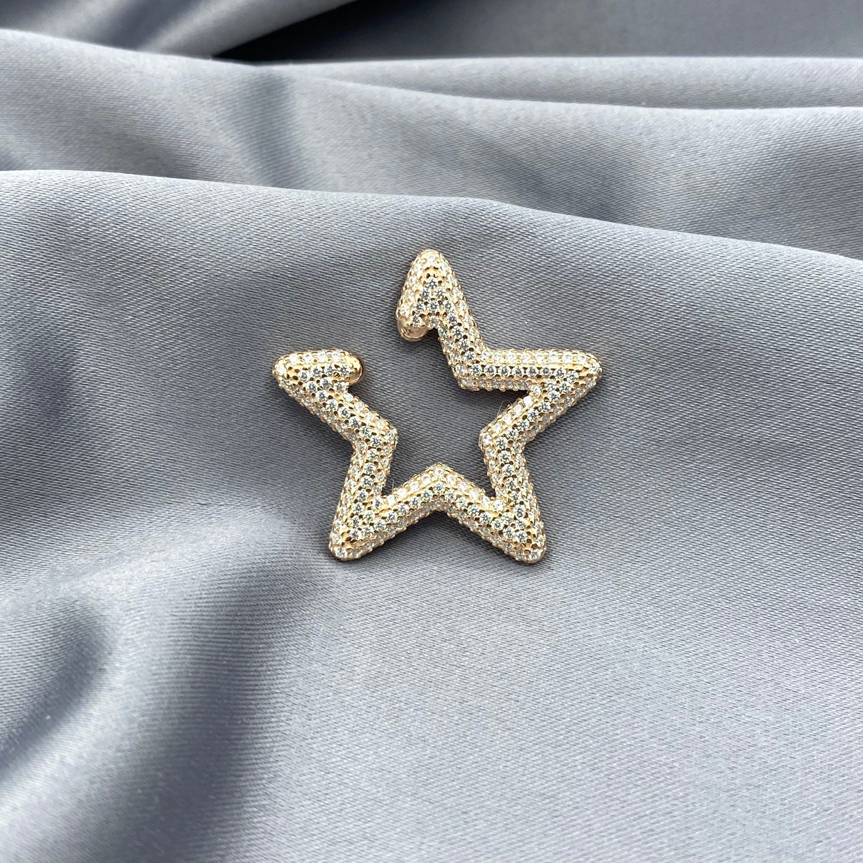 Star Cartilage Earring - Rose Gold