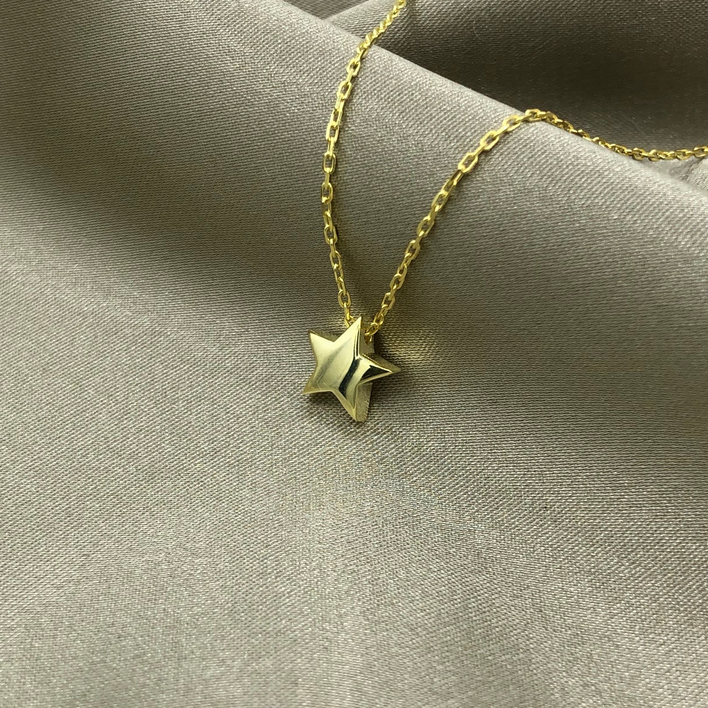 Star Necklace - Gold