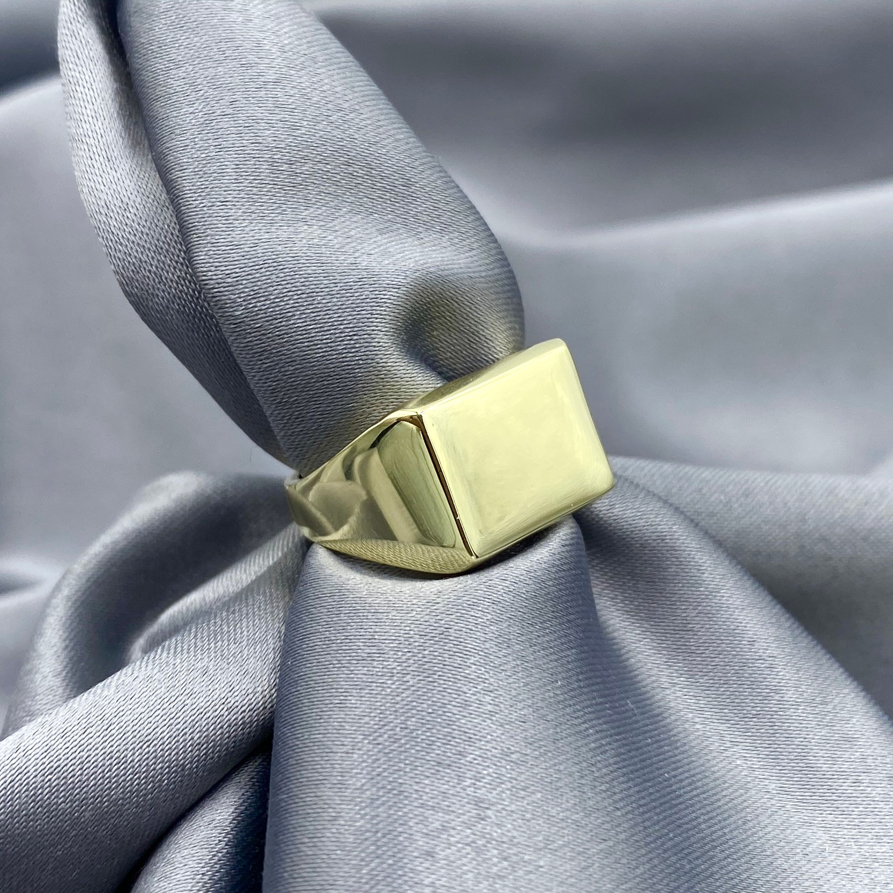 Square Ring - Gold