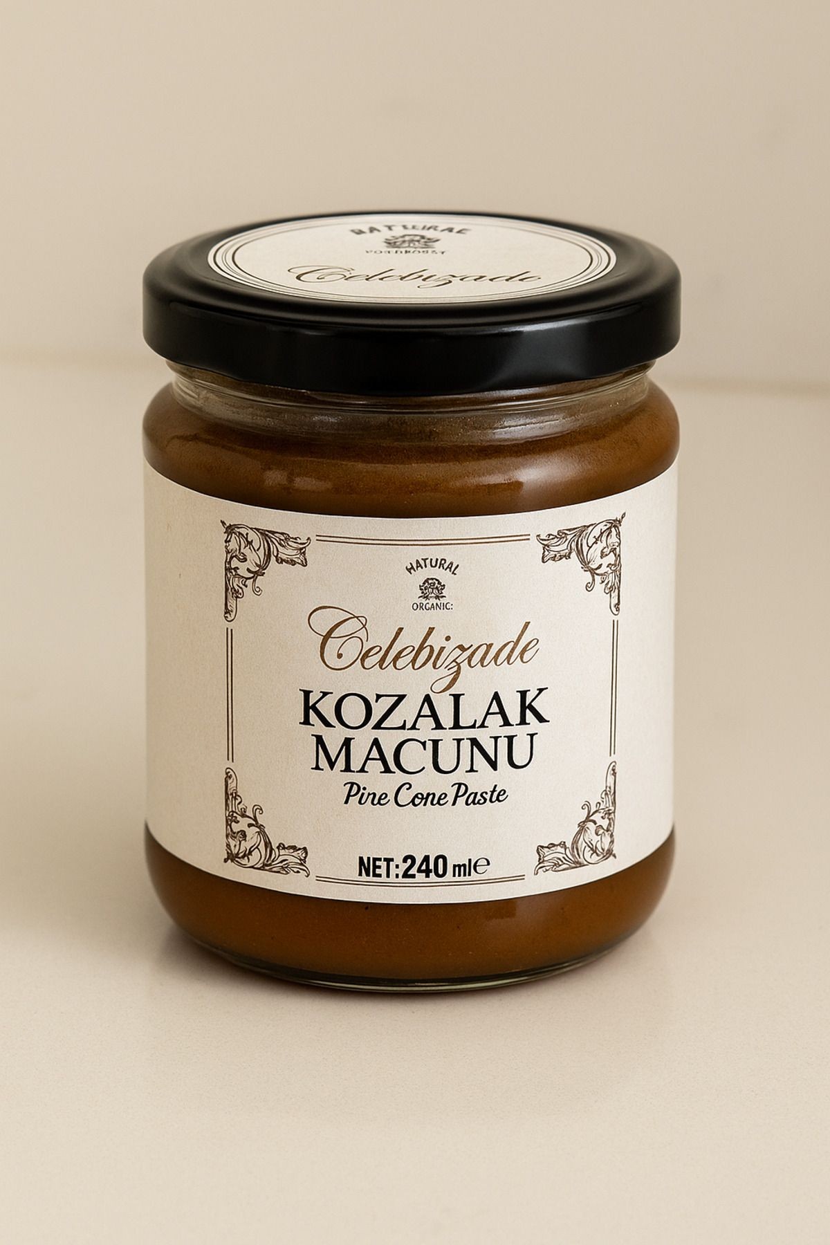 Çelebizade %100 Doğal Kozalak Macunu 240 ml – Geleneksel, Katkısız ve Saf Ürün