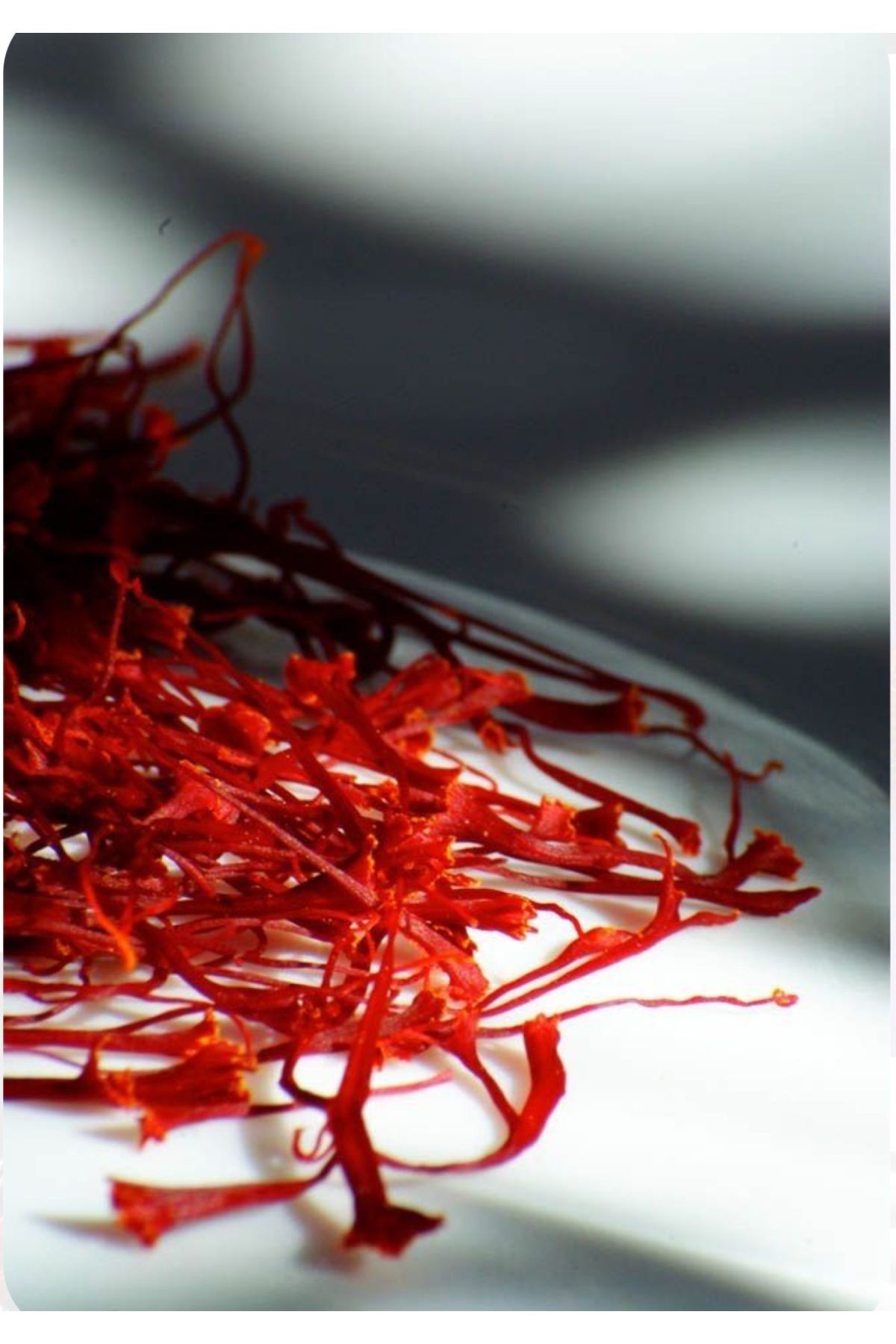 Doğal İran Safranı – %100 Saf 1g