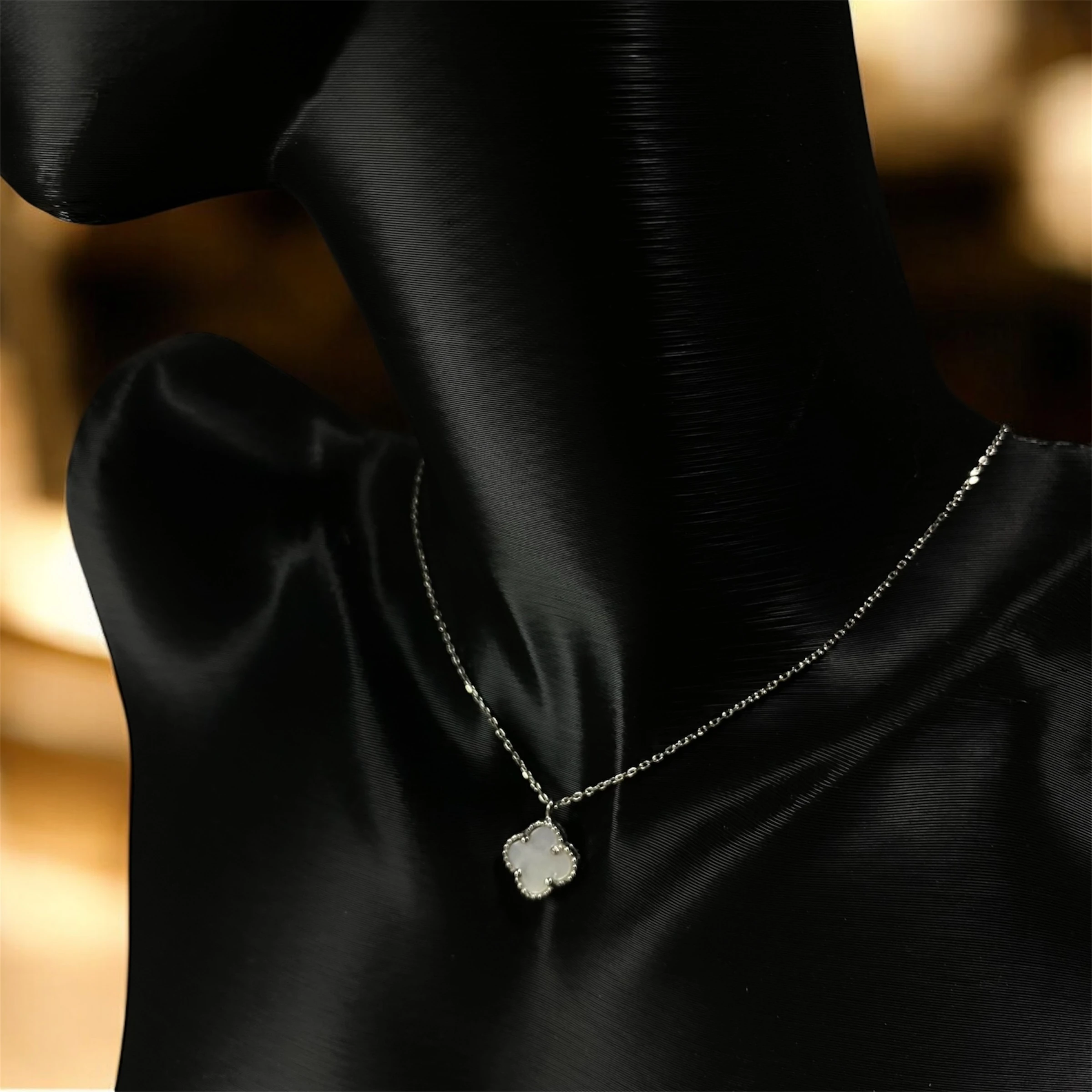 925 Ayar Gümüş Sedef Taşlı Şans Yoncası Van Cleef  Kolye Kadın Takı