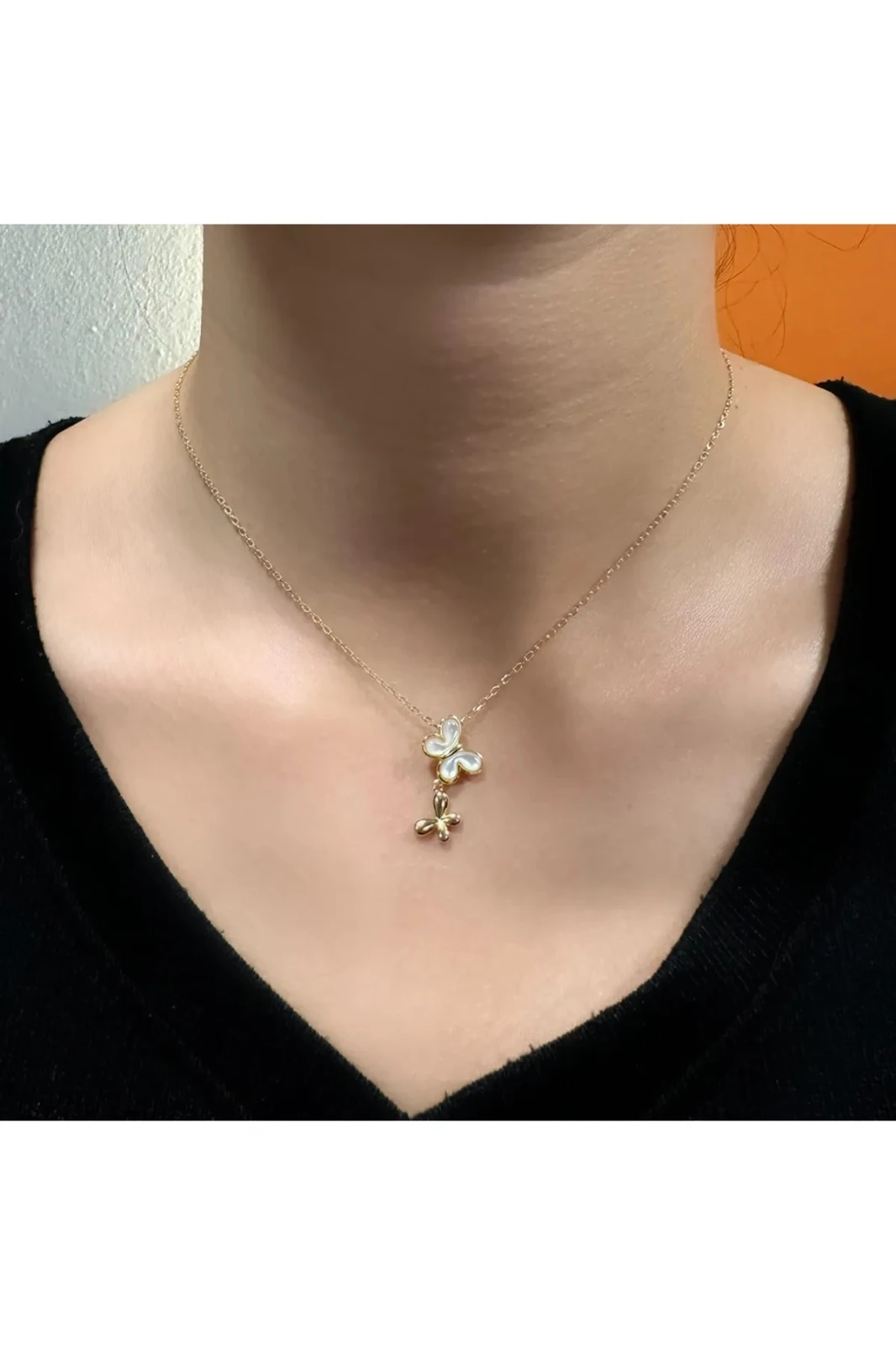 925 Ayar Gümüş Sarı Altın Kaplama Sedef Taşlı Çift Kelebek Hayalet Kolye