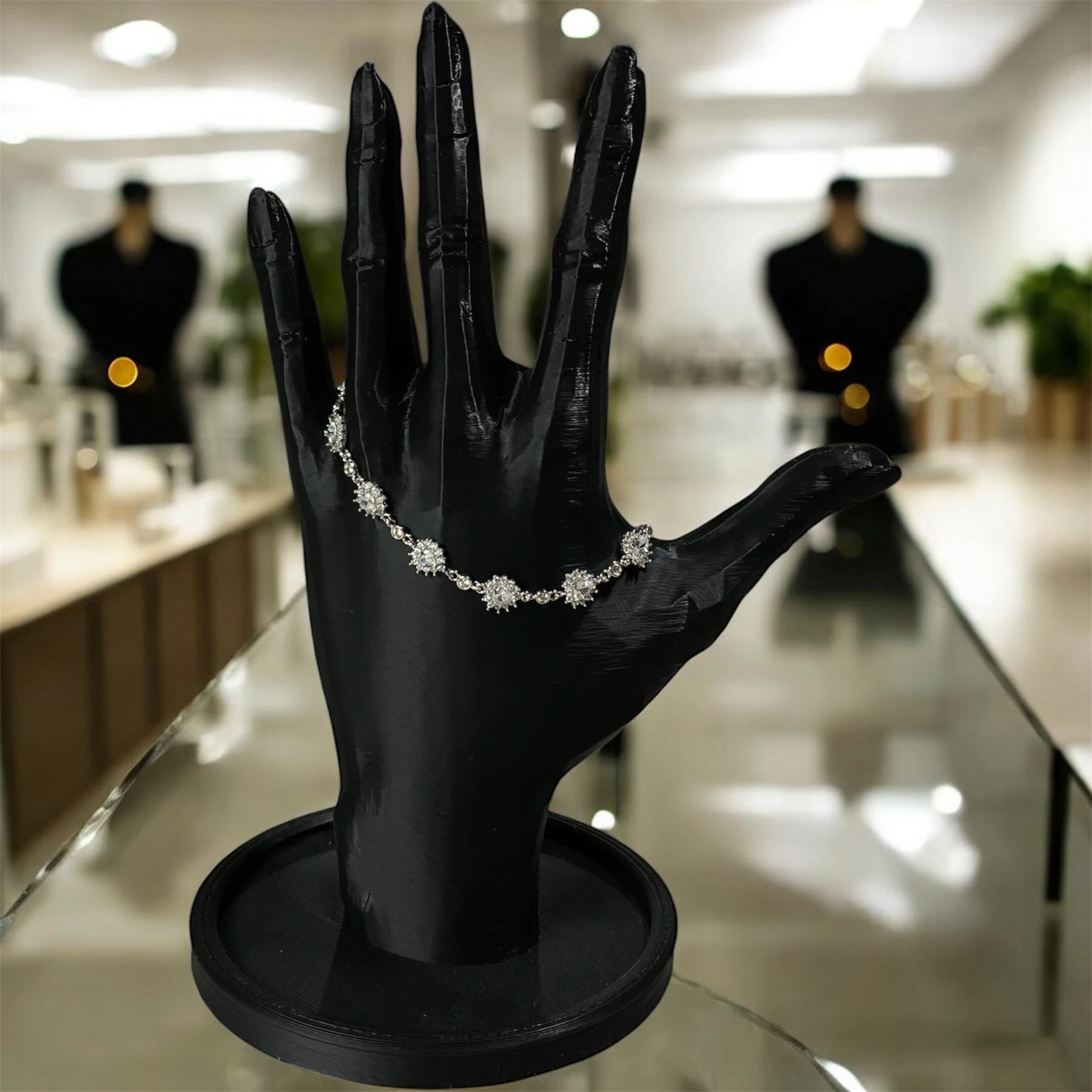 925 Ayar Gümüş Zirkon Taşlarla Çevrili Kalp Çiçeği Bileklik