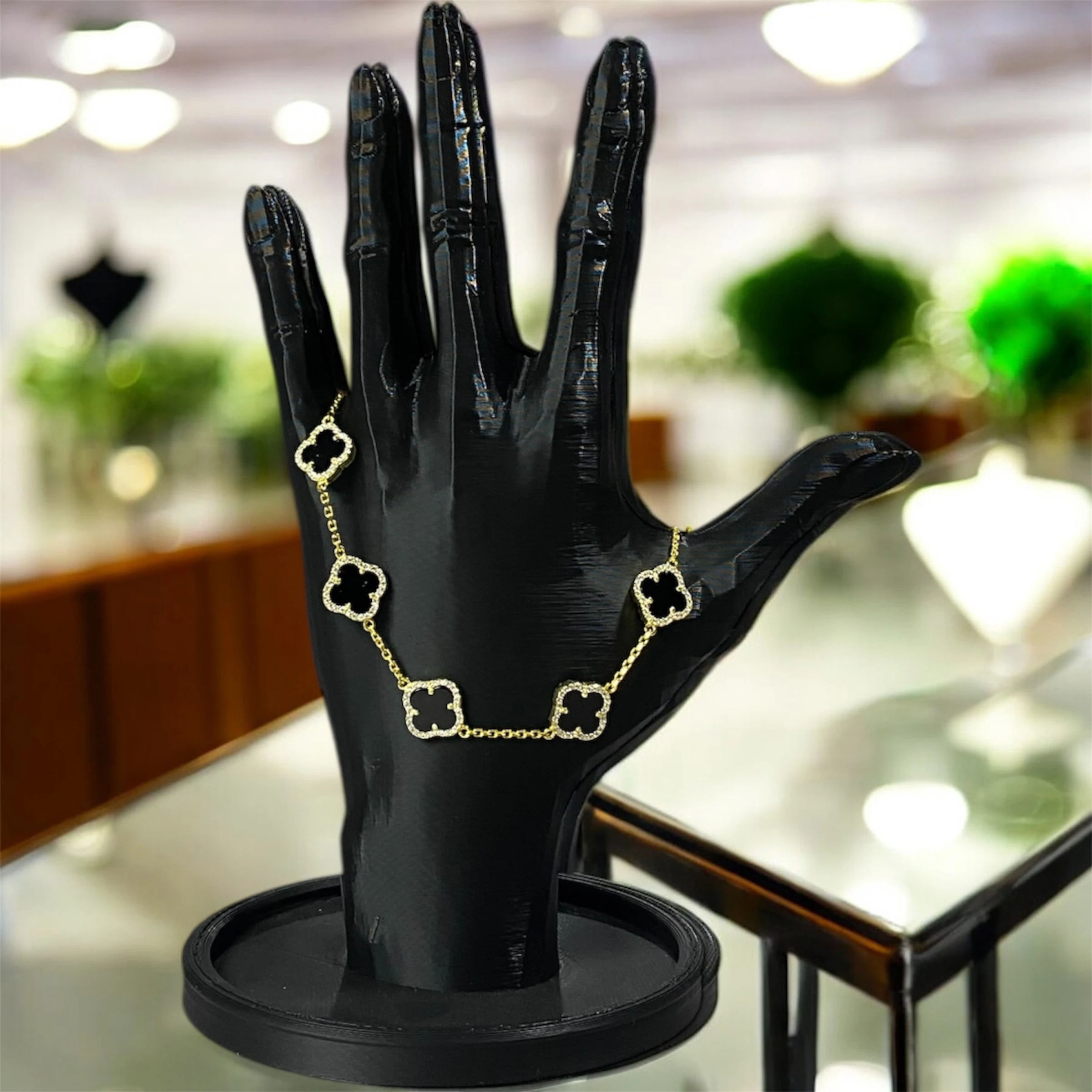 925 Ayar Gümüş Altın Kaplama Siyah Taşlı Şanslı Yonca Van Cleef Zirkon Taşlı Bileklik