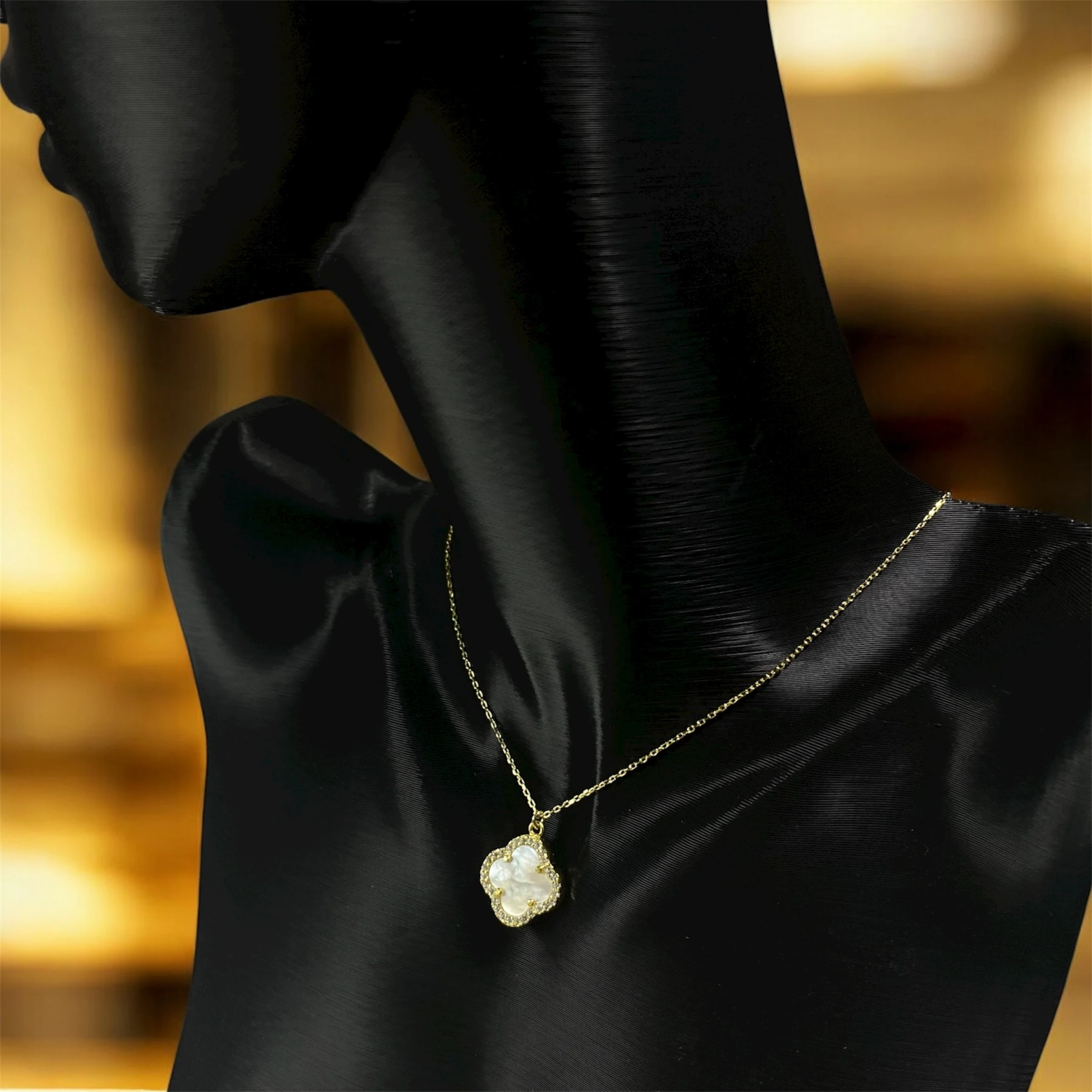 925 Ayar Gümüş Altın Kaplama Sedef Taşlı Şans Yoncası Van Cleef  Kolye Kadın Takı