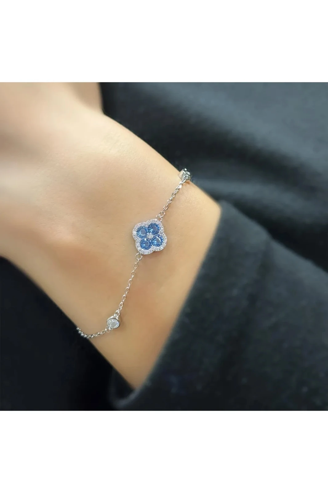 925 Ayar Gümüş Mavi Taşlı Parıltılı Zarif Bileklik