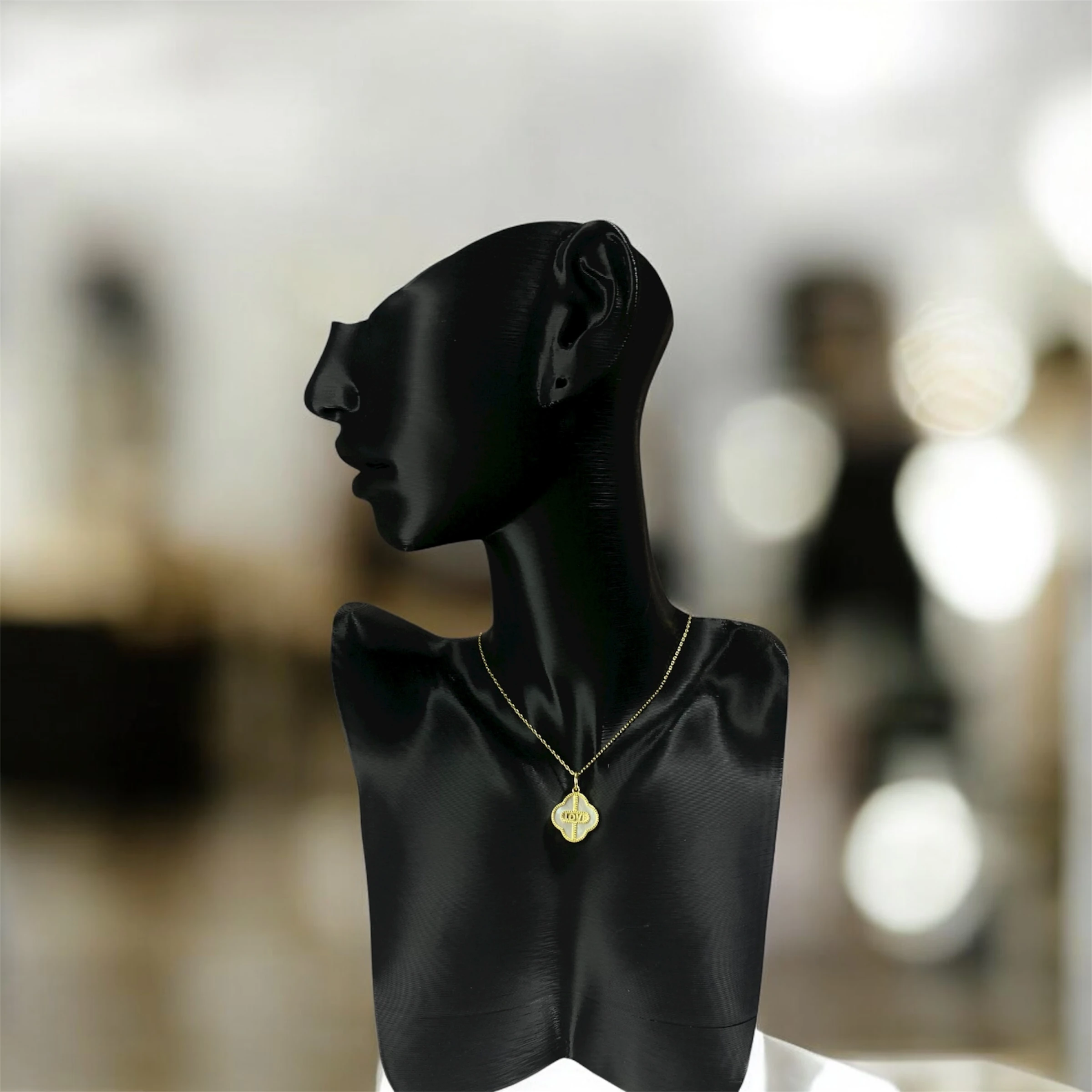 925 Ayar Gümüş Altın Kaplama LOVE Yazılı Yonca Van Cleef Kadın Kolye