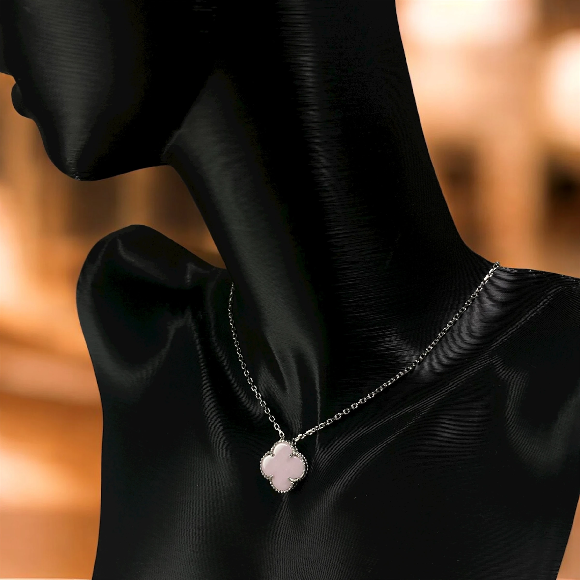 925 Ayar Gümüş Toz PembeTaşlı Şans Yoncası Van Cleef  Kolye Kadın Takı