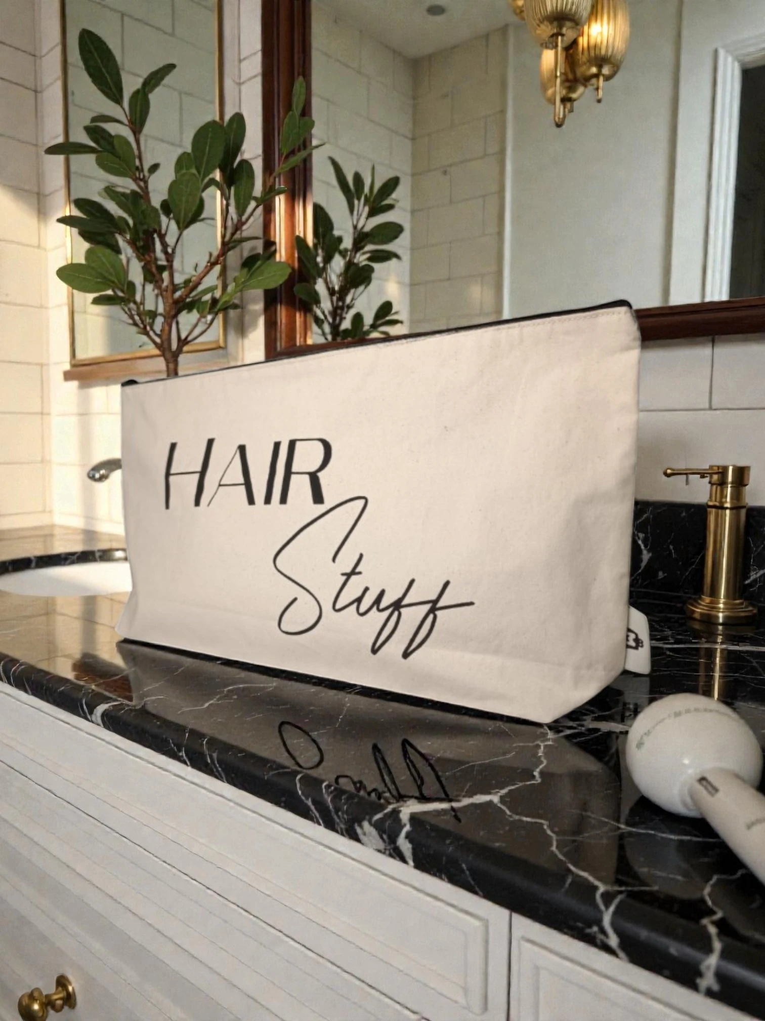 Karia No:18 Saç Ürünleri Çantası, Su Geçirmez