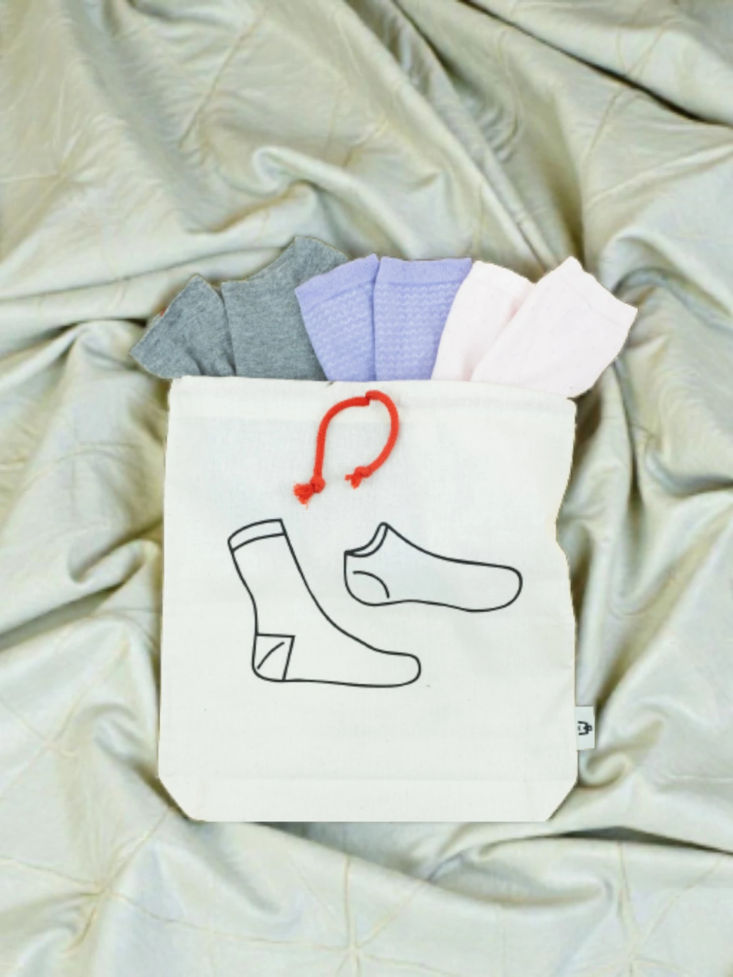 Karia No:6 Çorap Kesesi