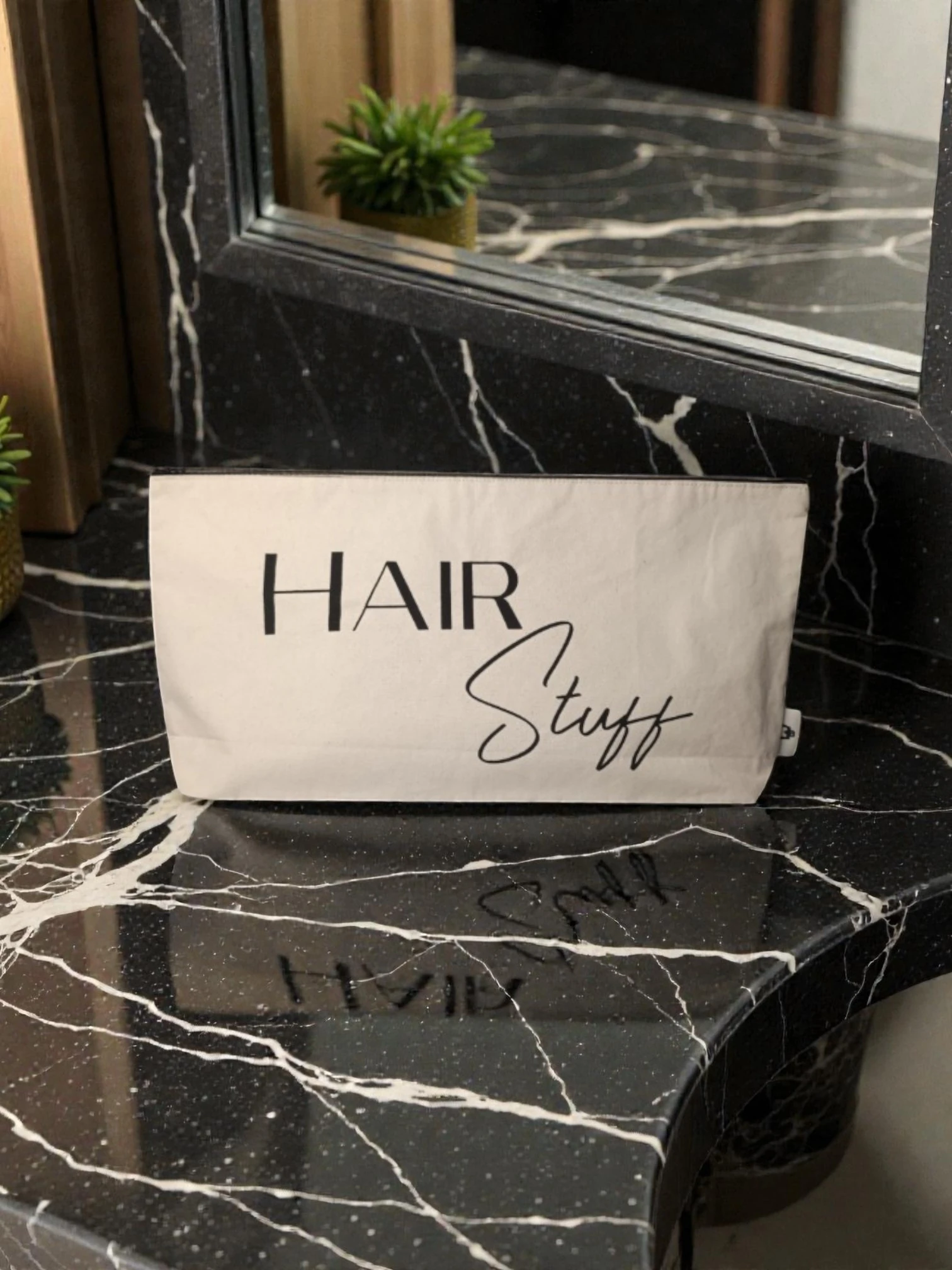 Karia No:18 Saç Ürünleri Çantası, Su Geçirmez