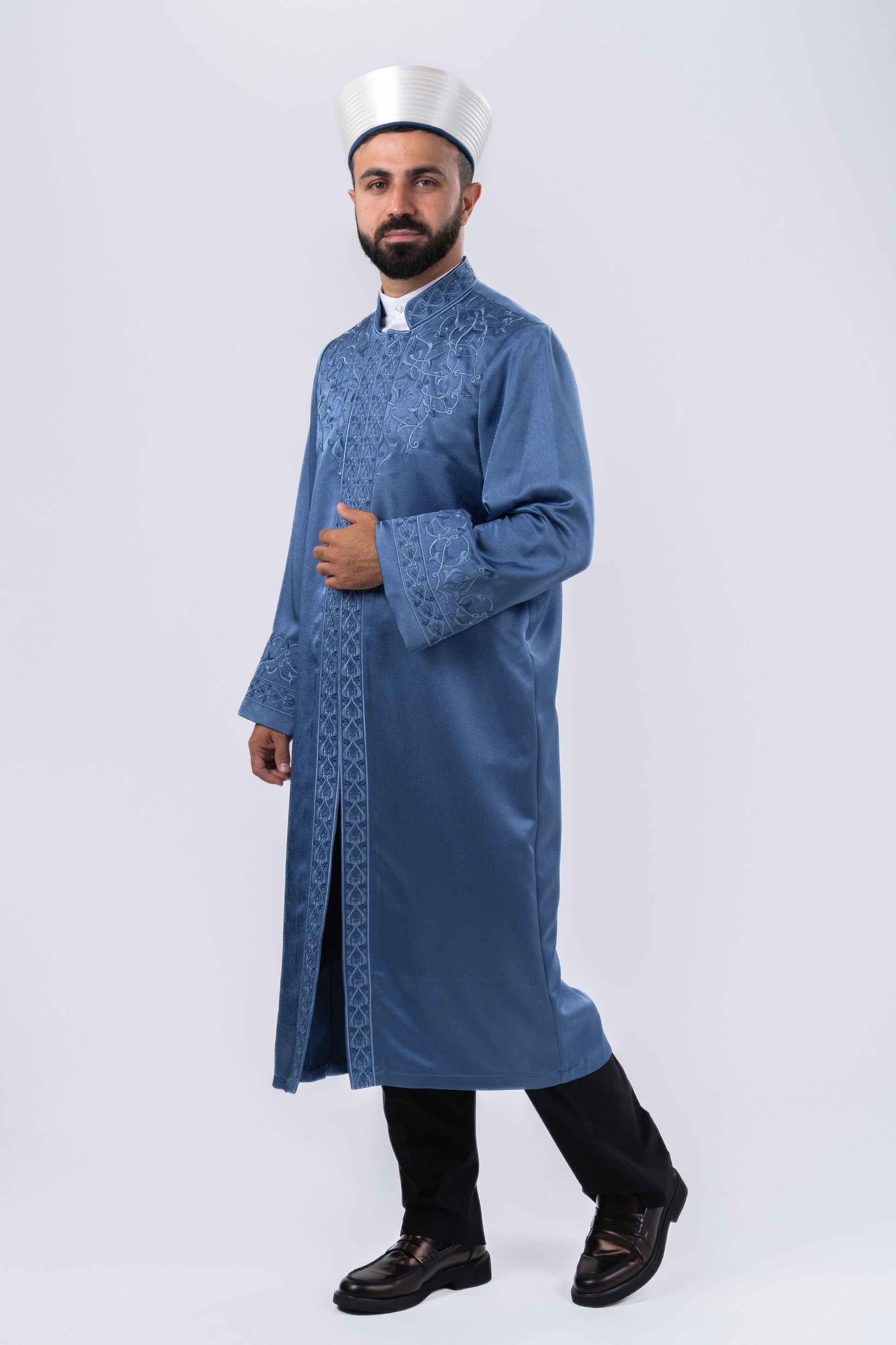 Mavi Nakışlı Abraham İmam Cübbesi