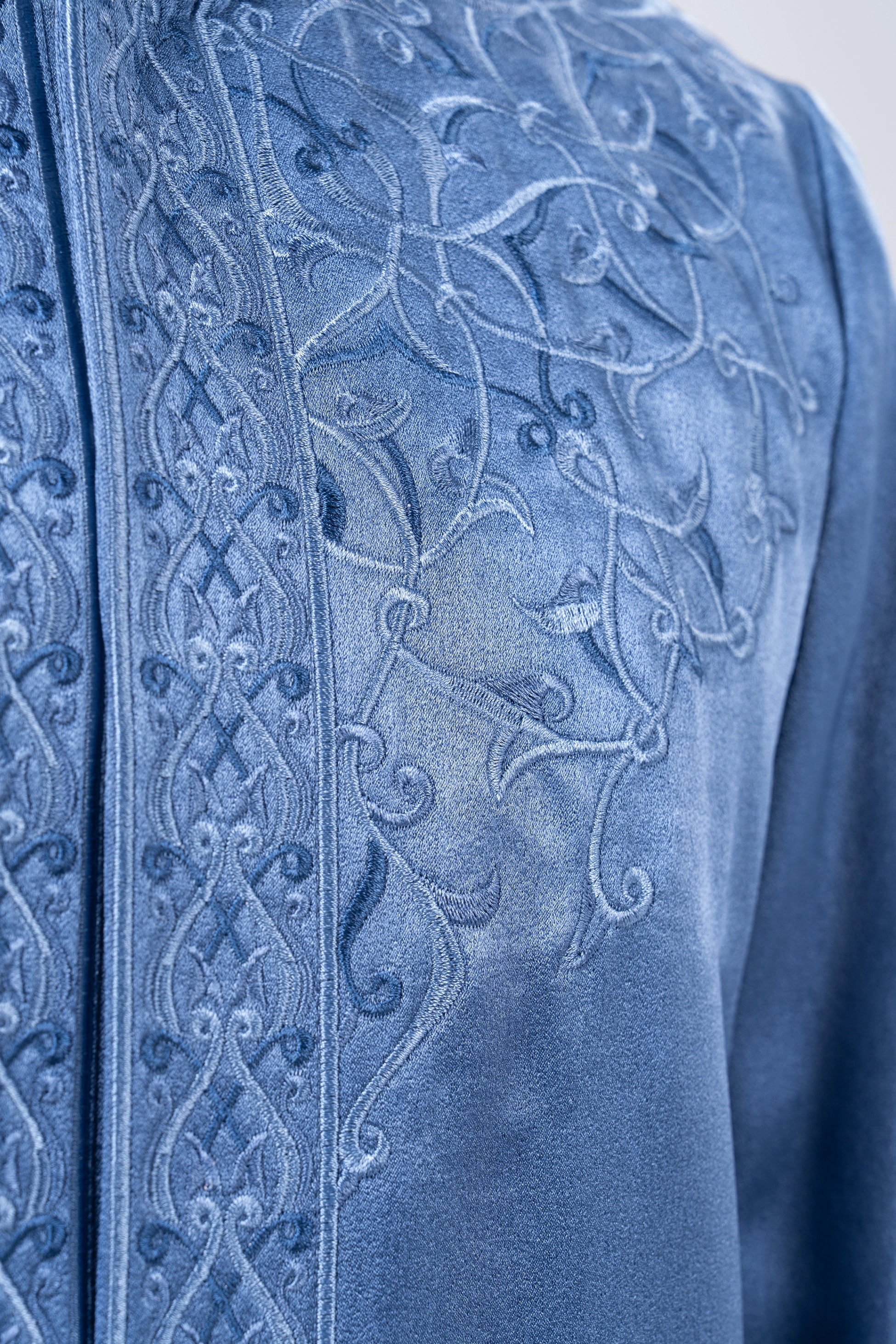 Mavi Nakışlı Abraham İmam Cübbesi