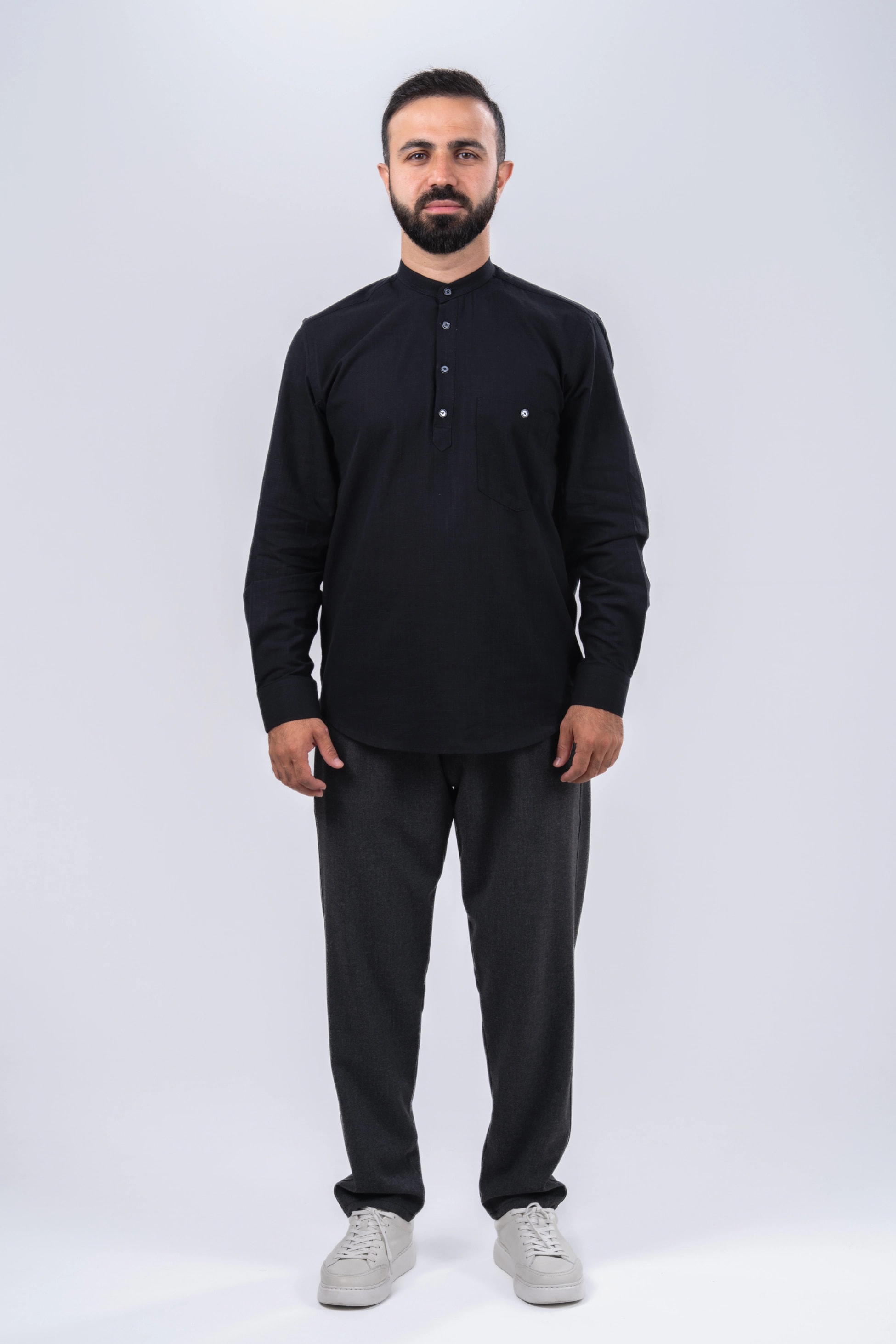 Siyah 4 Düğme Keten Gömlek